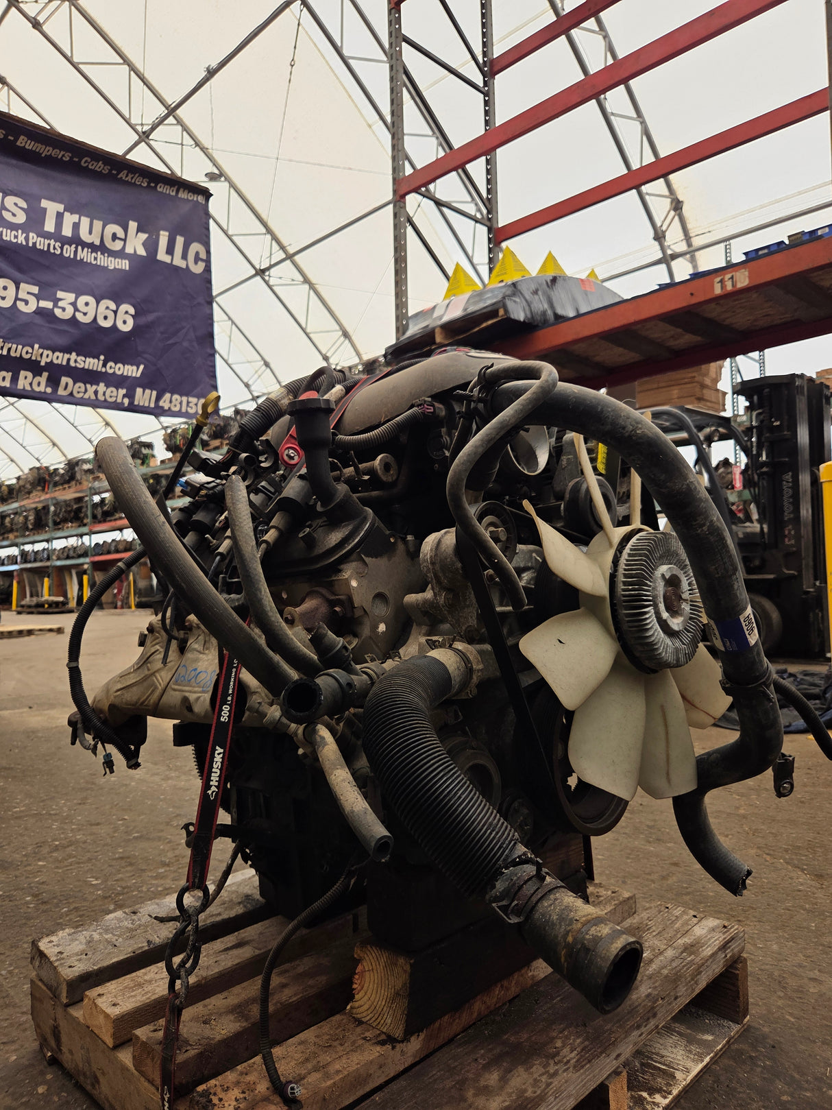 2004 Chevrolet GMC 1500 5.3L Engine LS Vortec Gas Engine Runs Misfire