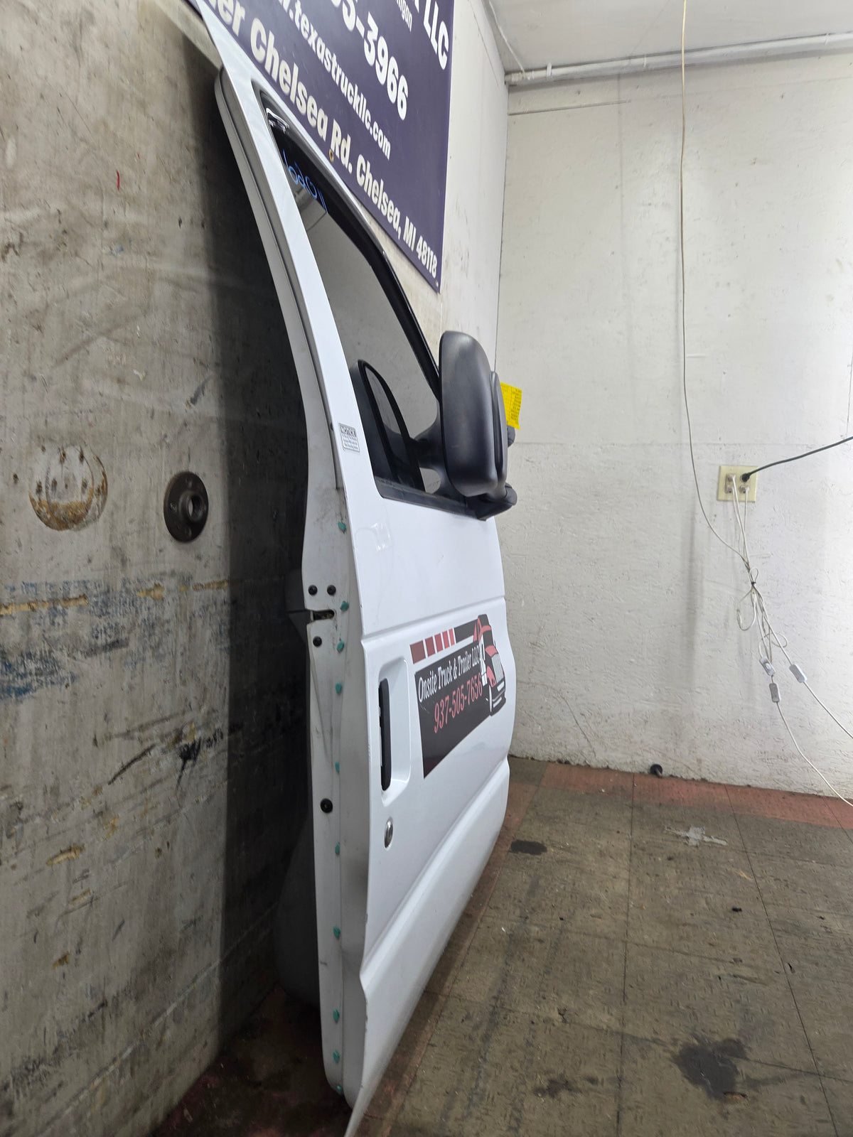 1991-2021 Ford E Series Passenger Side Front Door RH E150 E250 E350