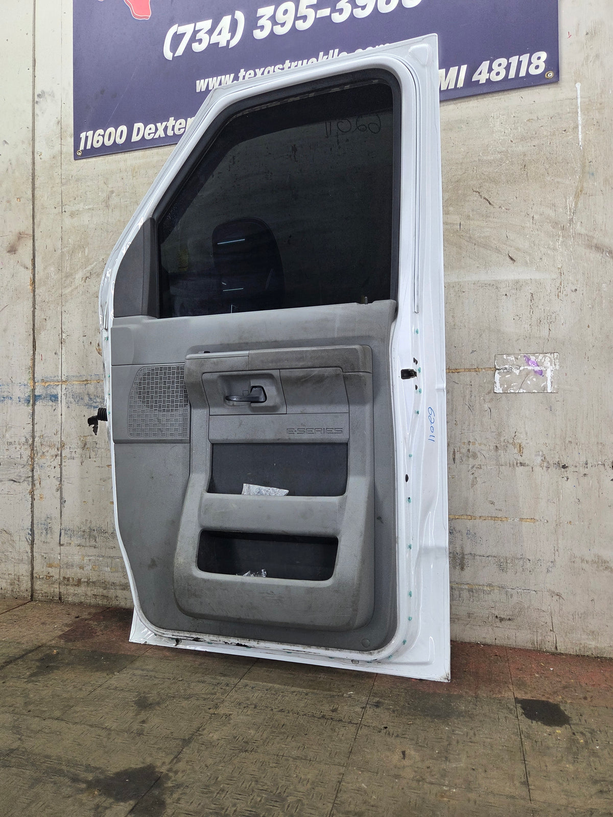 1991-2021 Ford E Series Passenger Side Front Door RH E150 E250 E350
