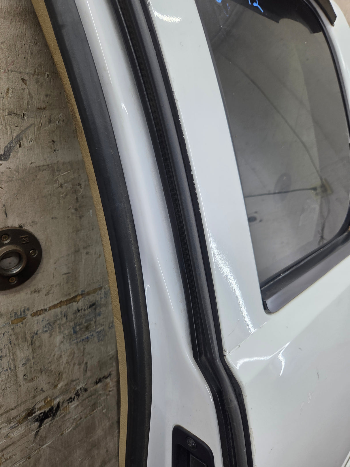 2007-2013 Chevrolet Silverado / GMC Sierra 1500 2500 3500 HD Driver Side Extended Cab LH Rear Door