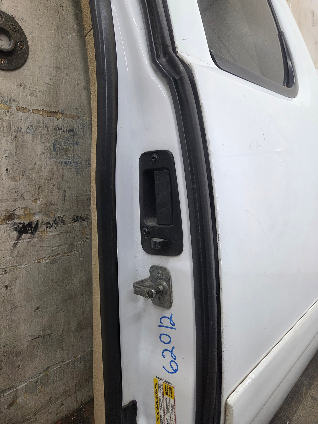 2007-2013 Chevrolet Silverado / GMC Sierra 1500 2500 3500 HD Driver Side Extended Cab LH Rear Door