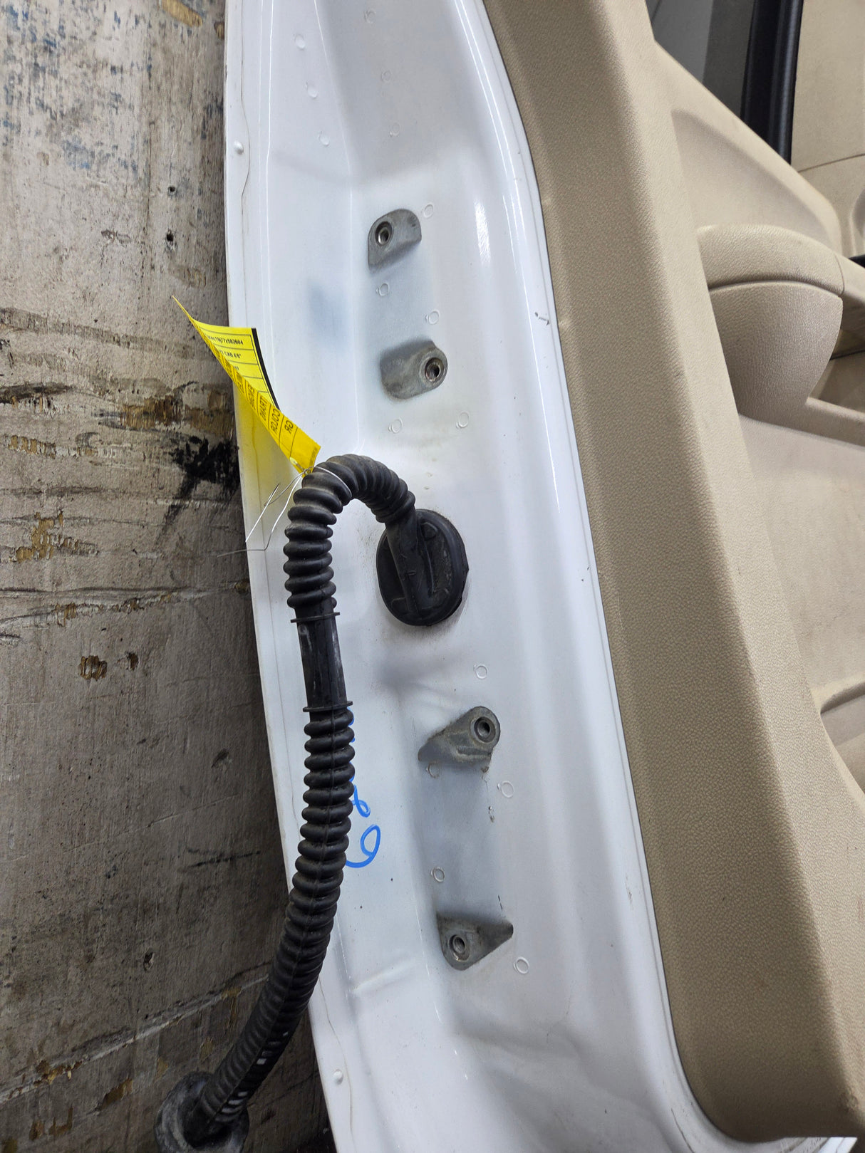 2007-2013 Chevrolet Silverado / GMC Sierra 1500 2500 3500 HD Driver Side Extended Cab LH Rear Door
