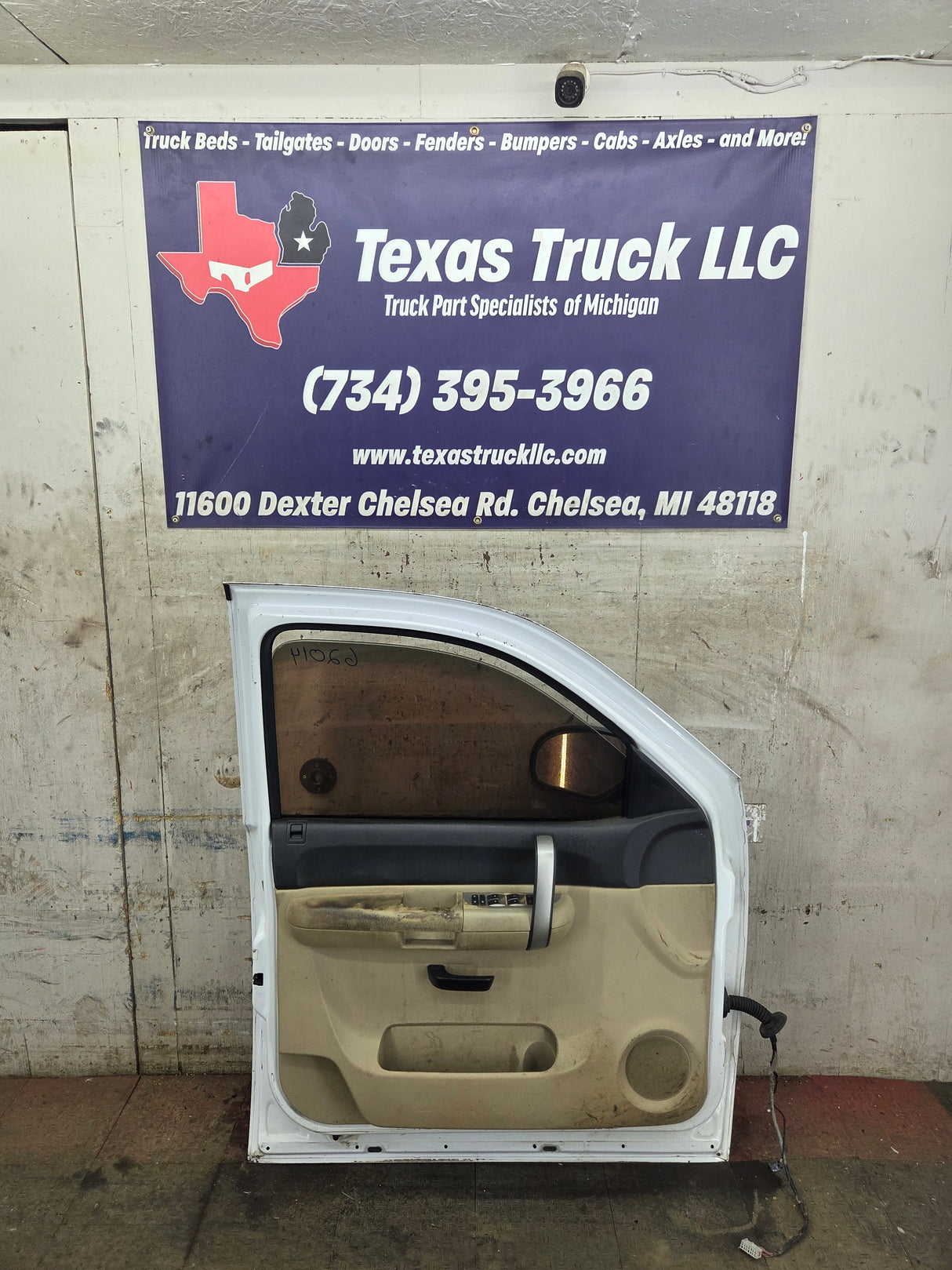 2007-2013 Chevrolet Silverado / GMC Sierra 1500 2500 3500 HD LH Front Driver Side Door