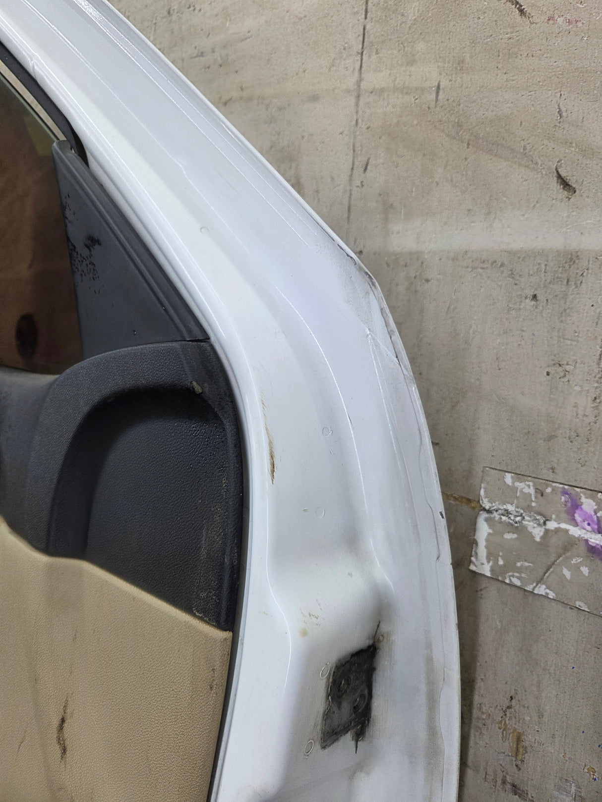 2007-2013 Chevrolet Silverado / GMC Sierra 1500 2500 3500 HD LH Front Driver Side Door