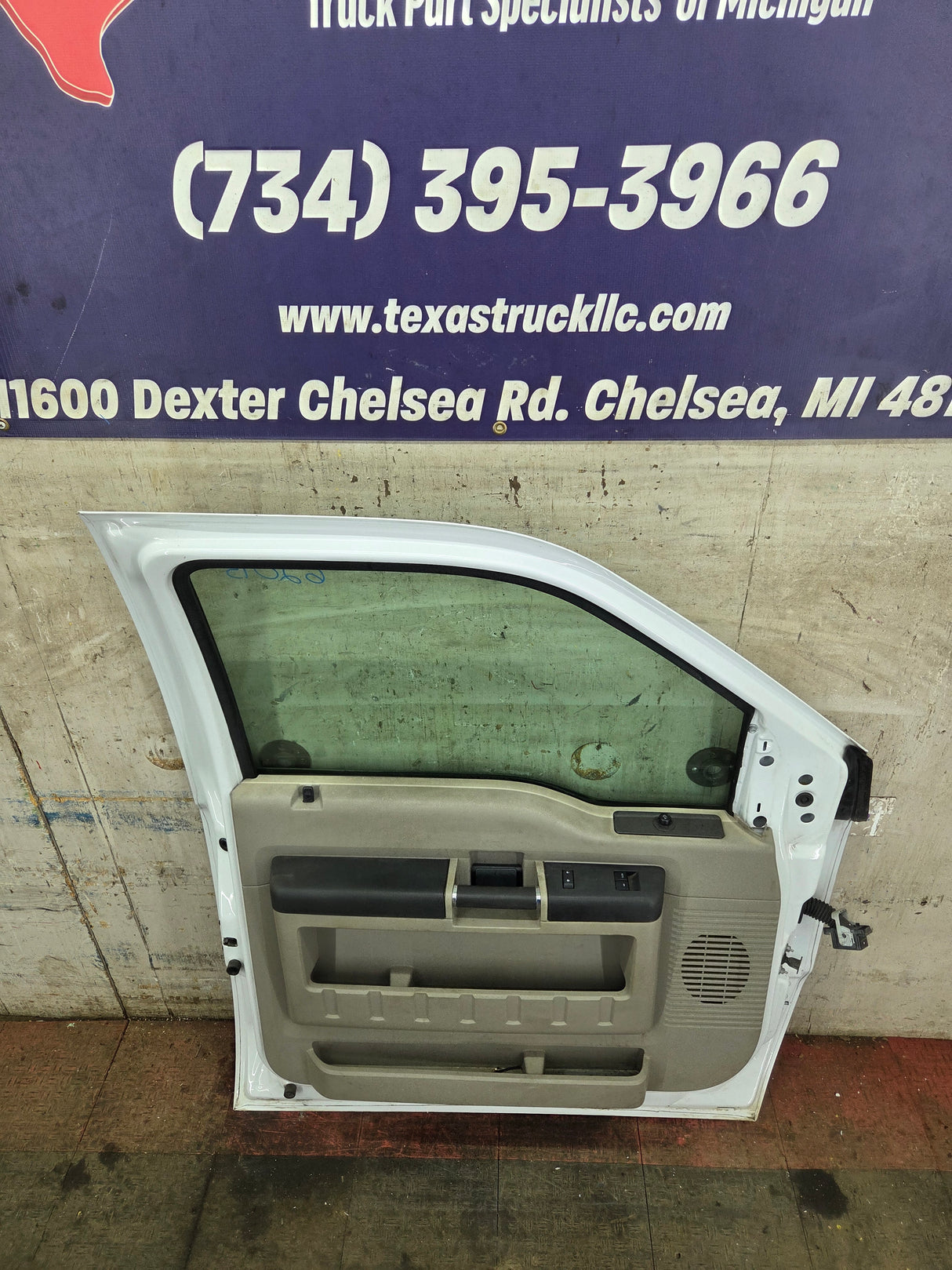 2008-2011 Ford Super Duty / Excursion Front Drivers LH Door F250 F350 F450 F550