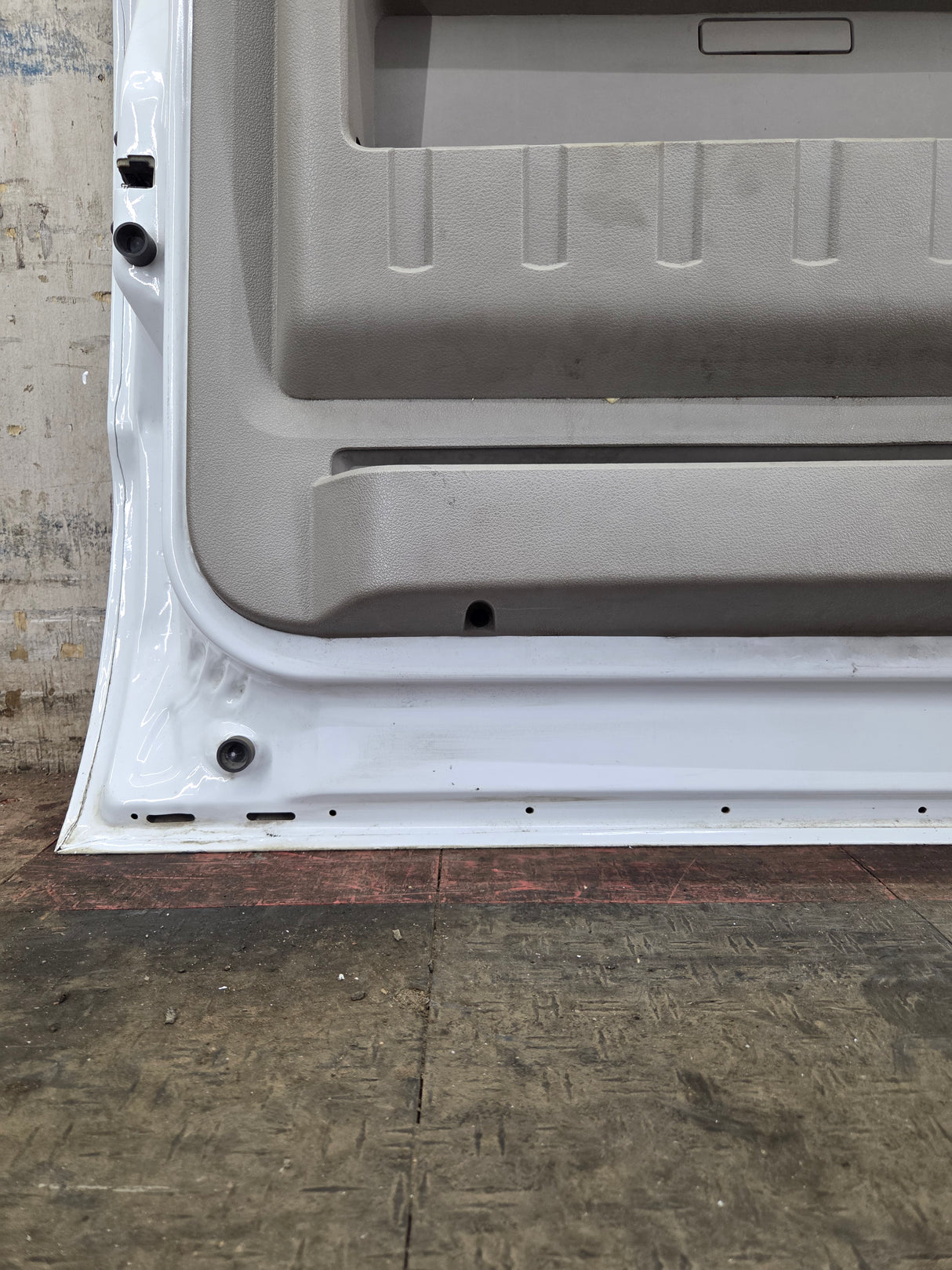2008-2011 Ford Super Duty / Excursion Front Drivers LH Door F250 F350 F450 F550