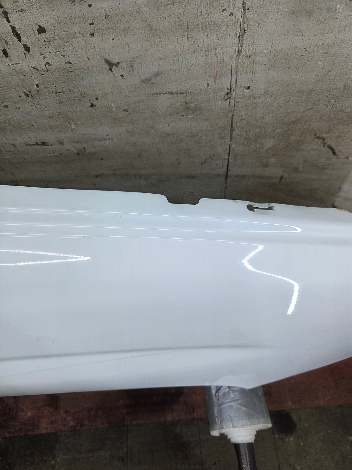 2003-2007 Chevrolet Silverado / Tahoe / Suburban 1500 2500 3500 HD RH Passenger Side "Cateye" Front Fender - Summit White