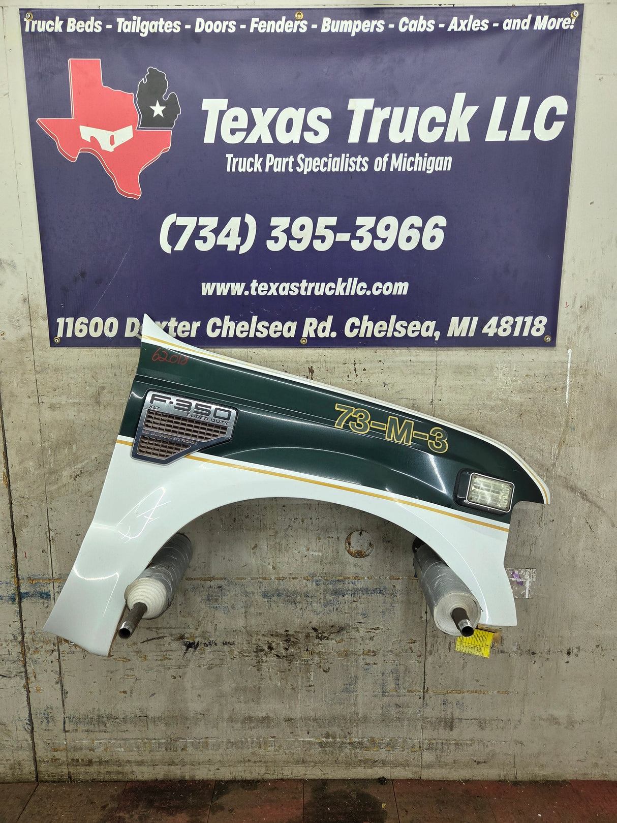 2008-2010 Ford Super Duty F250 F350 RH Passenger Side Fender - Oxford White