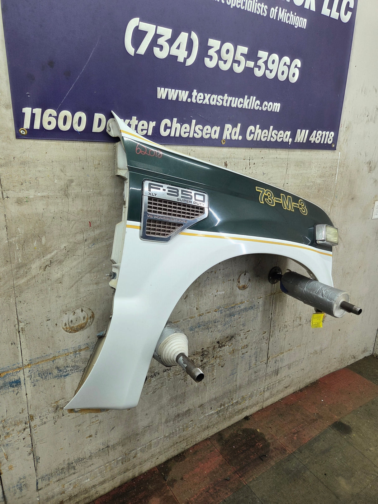 2008-2010 Ford Super Duty F250 F350 RH Passenger Side Fender - Oxford White
