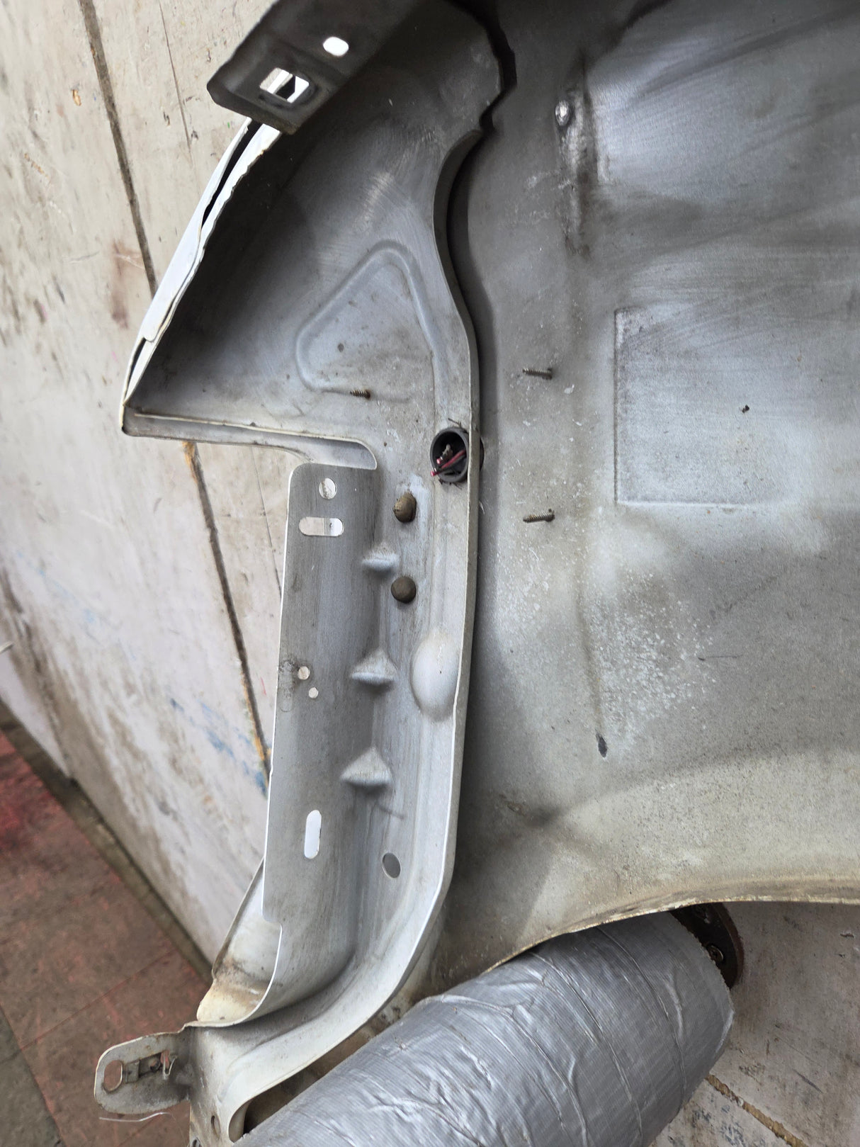 2008-2010 Ford Super Duty F250 F350 RH Passenger Side Fender - Oxford White