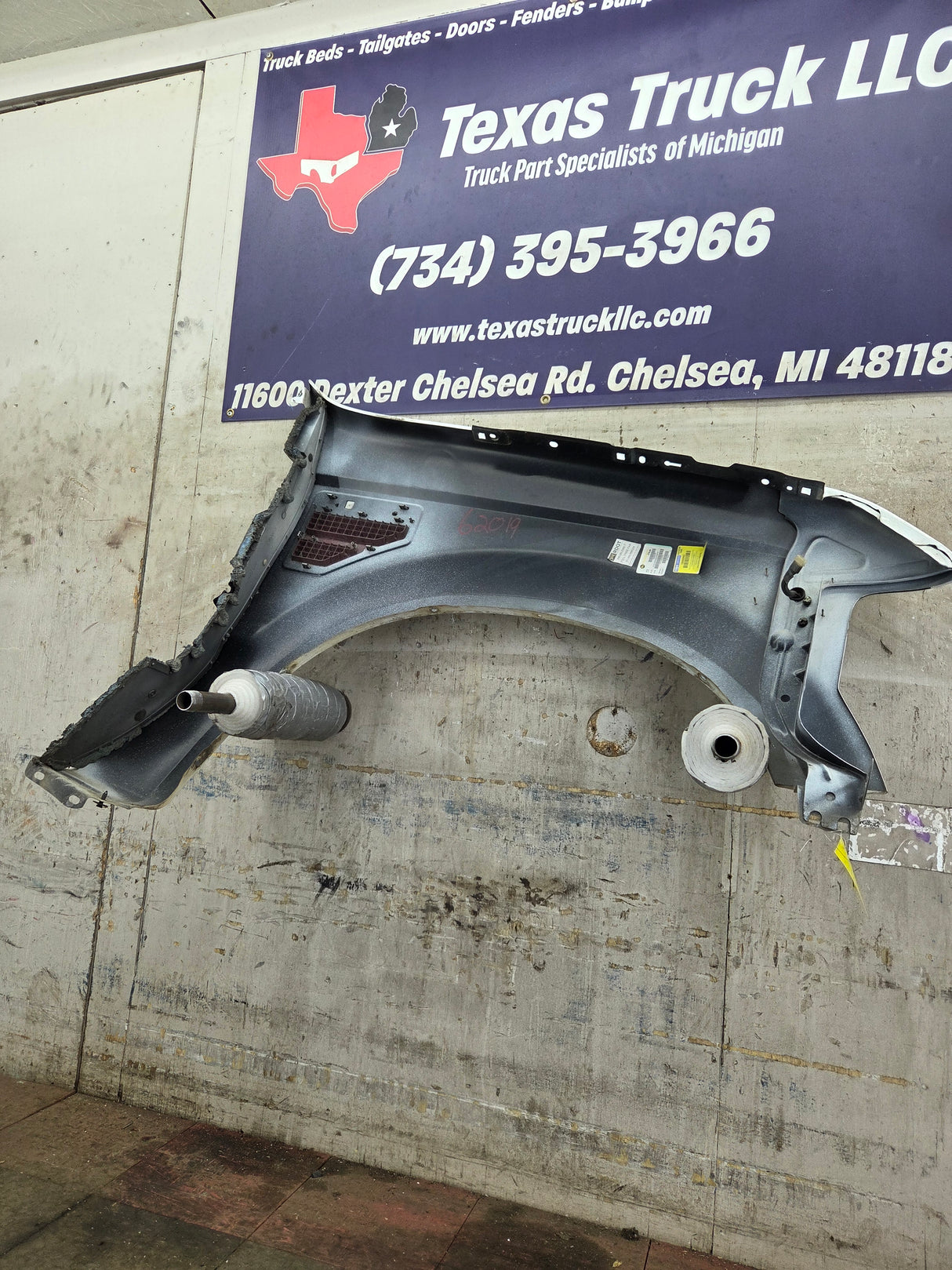 2008-2010 Ford Super Duty F250 F350 LH Driver Side Fender