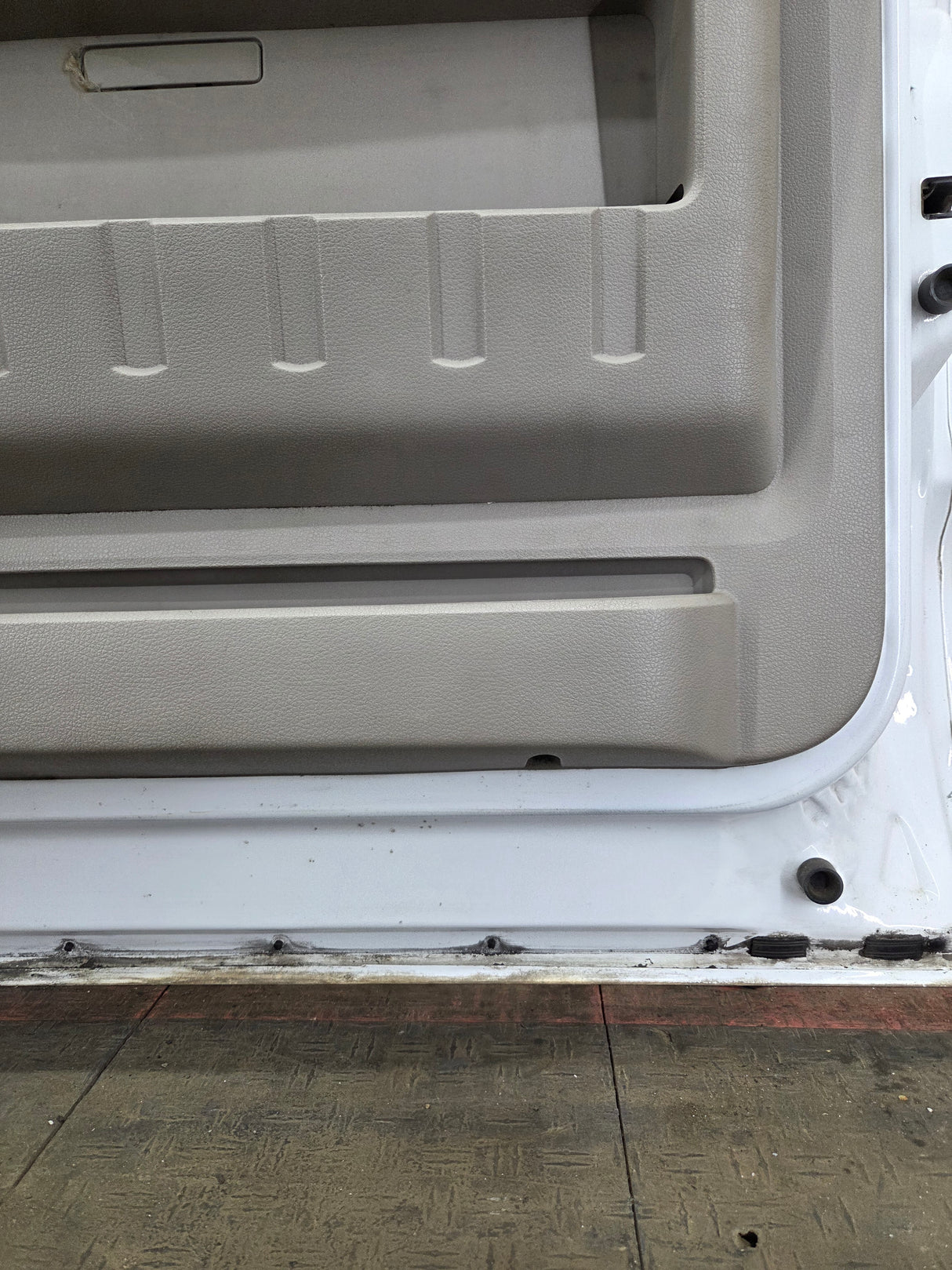 2008-2011 Ford Super Duty / Excursion Front Passenger RH Door F250 F350 F450 F550