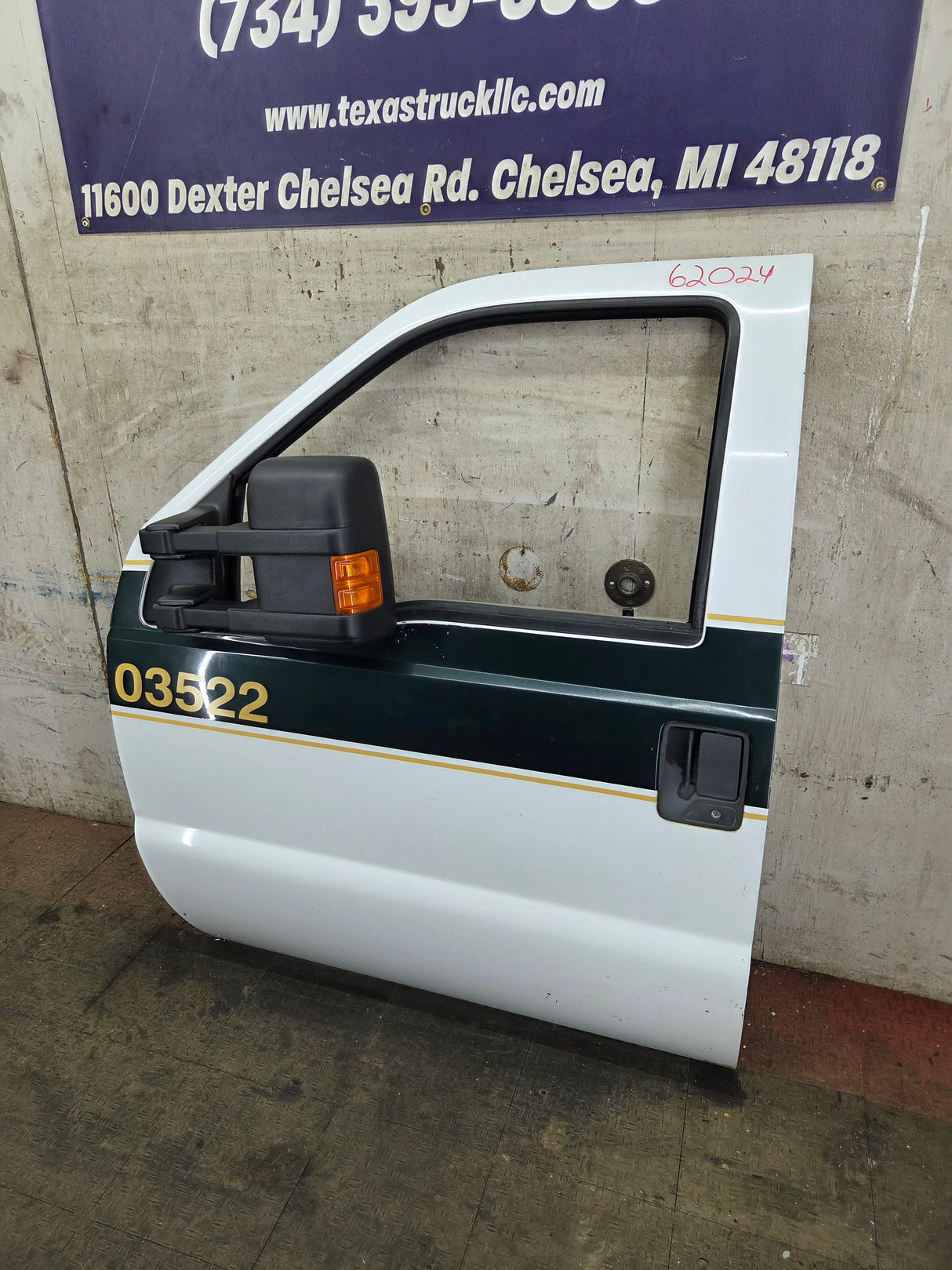 2008-2011 Ford Super Duty / Excursion Front Drivers LH Door F250 F350 F450 F550