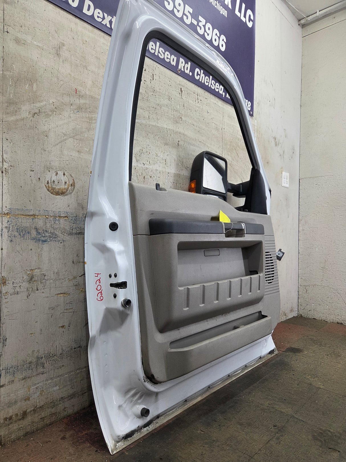 2008-2011 Ford Super Duty / Excursion Front Drivers LH Door F250 F350 F450 F550