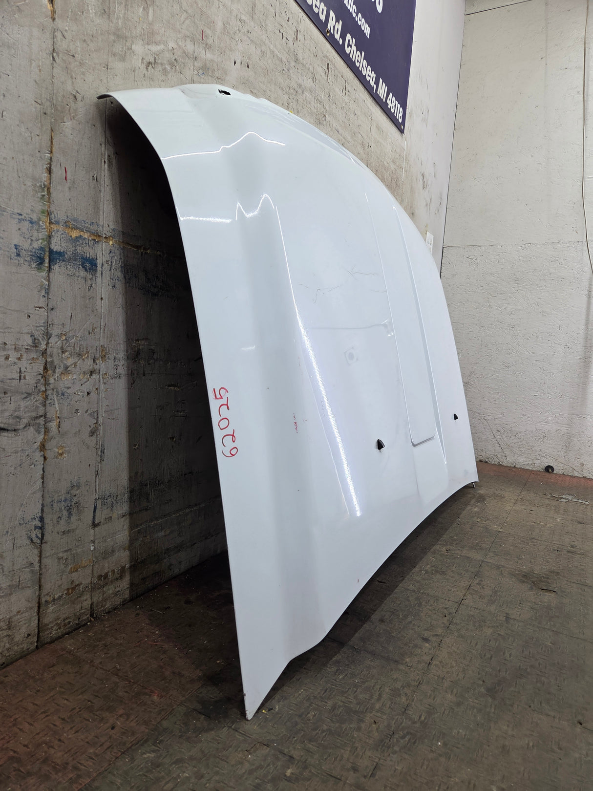 2008-2010 Ford Super Duty F250 F350 F450 F550 Hood- Oxford White