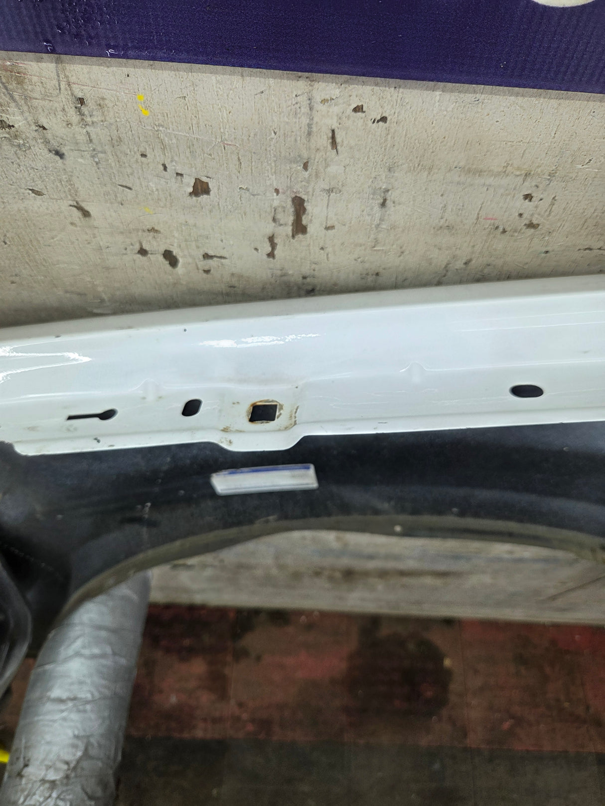 2008-2010 Ford Super Duty F250 F350 RH Passenger Side Fender - Oxford White