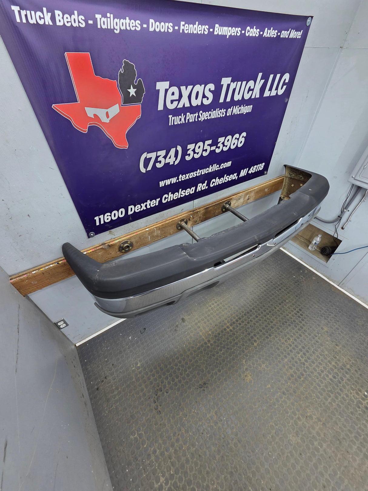 2003-2007 Chevrolet Silverado 1500 'Cateye' Front Bumper