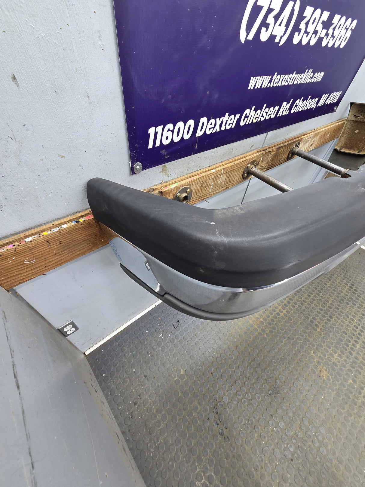 2003-2007 Chevrolet Silverado 1500 'Cateye' Front Bumper