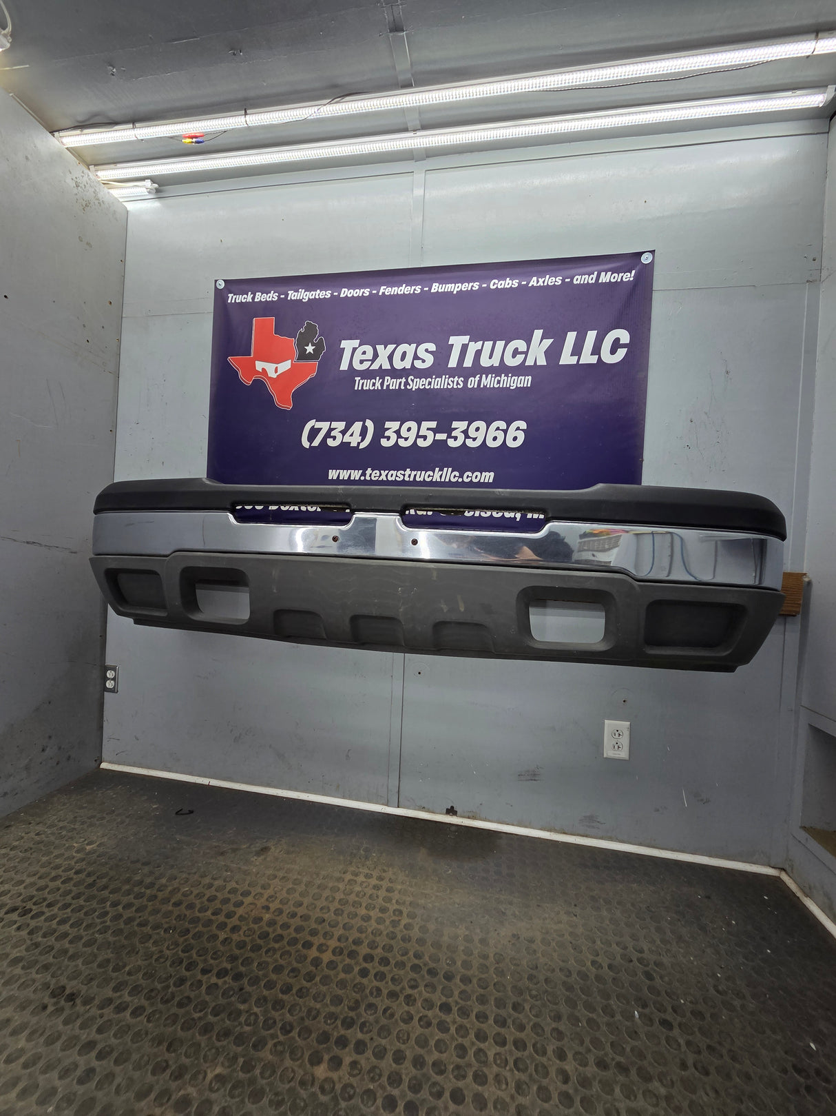 2003-2007 Chevrolet Silverado 1500 'Cateye' Front Bumper
