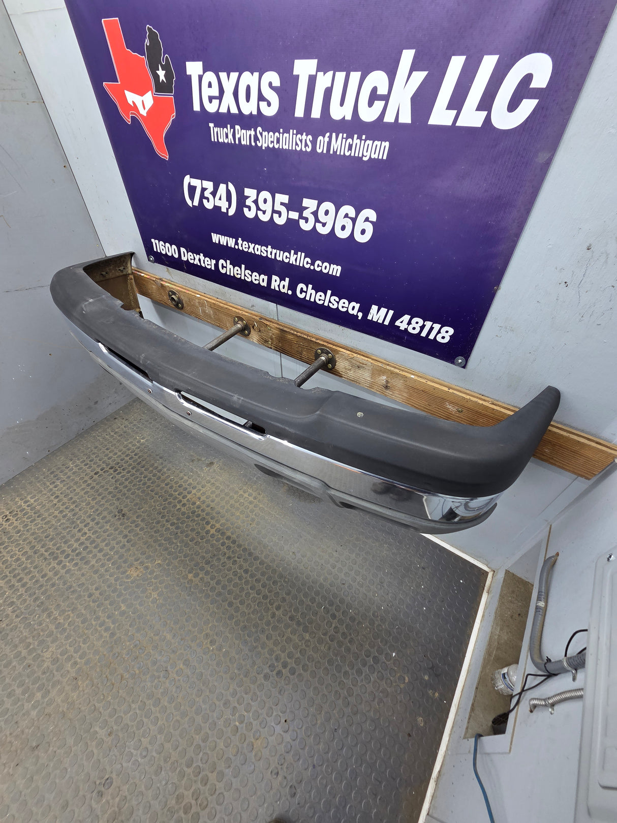 2003-2007 Chevrolet Silverado 1500 'Cateye' Front Bumper