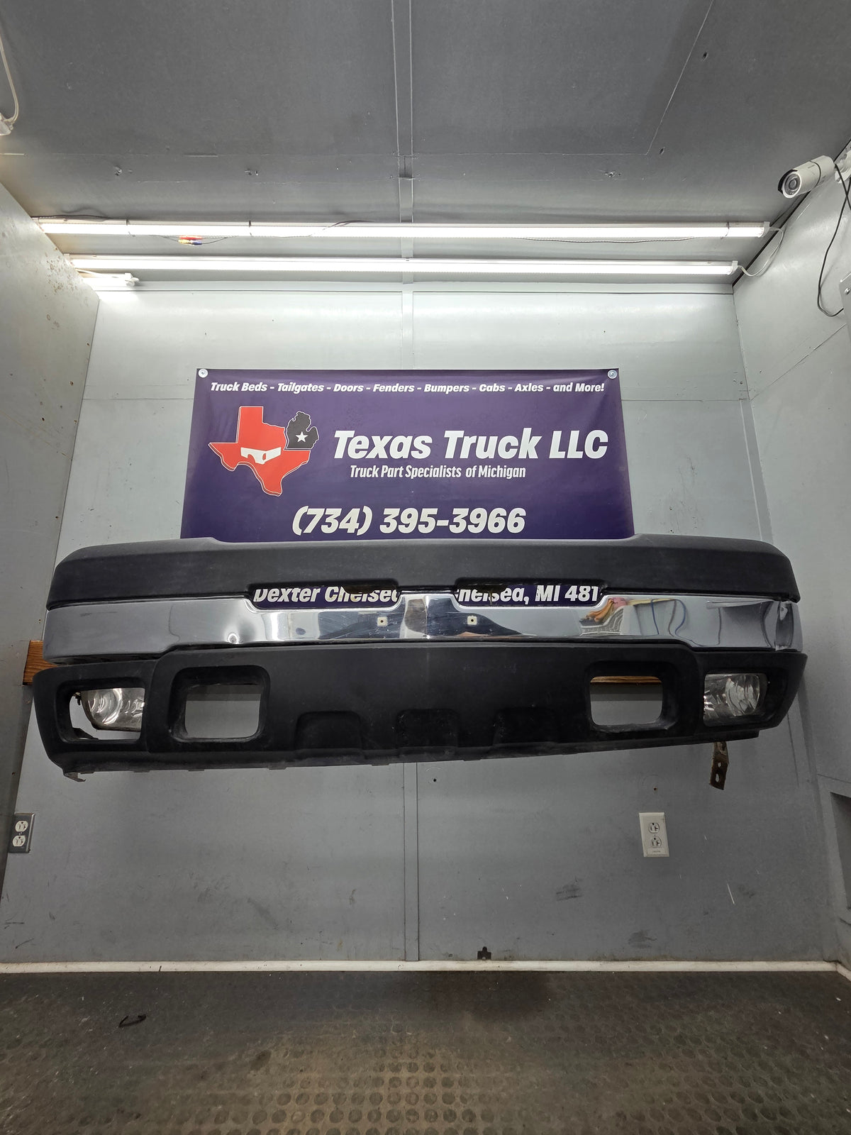 2003-2007 Chevrolet Silverado 2500HD 3500HD 'Cateye' Front Bumper