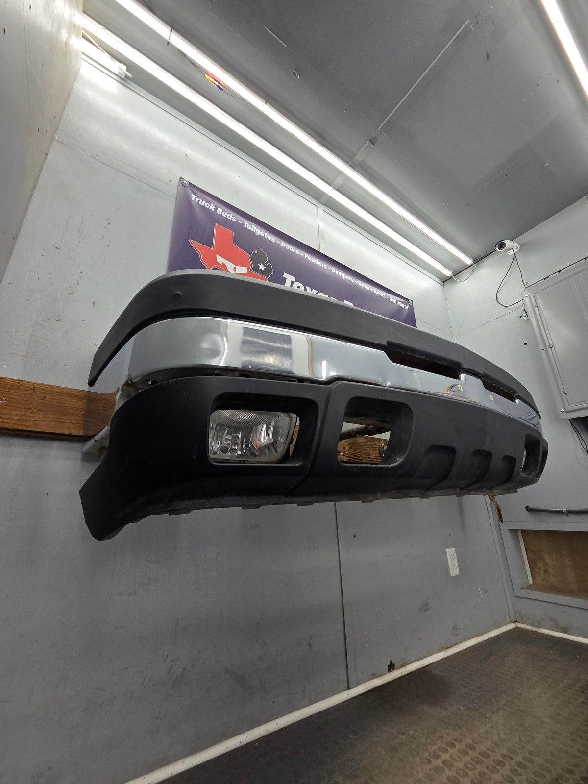 2003-2007 Chevrolet Silverado 2500HD 3500HD 'Cateye' Front Bumper