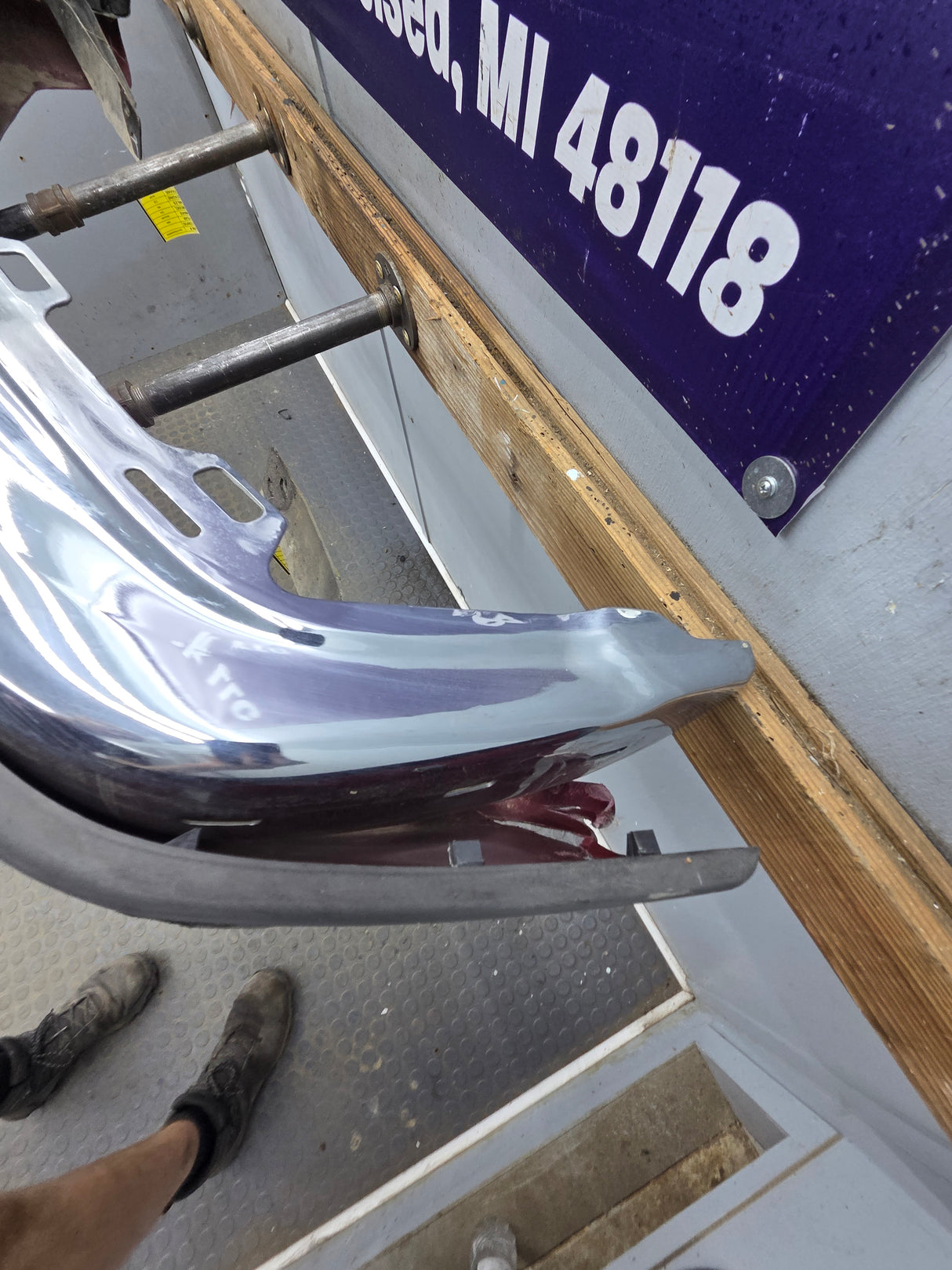 1998-2004 Chevrolet Blazer S10 Front Bumper W/Brackets