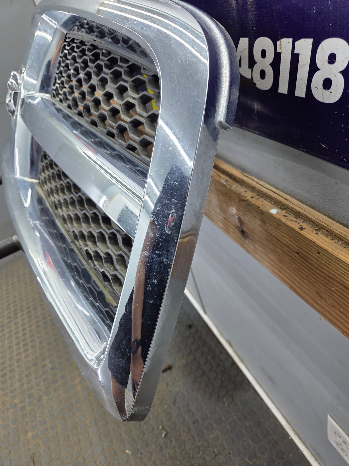2009-2011 Dodge Ram 1500 Chrome Grill Surround