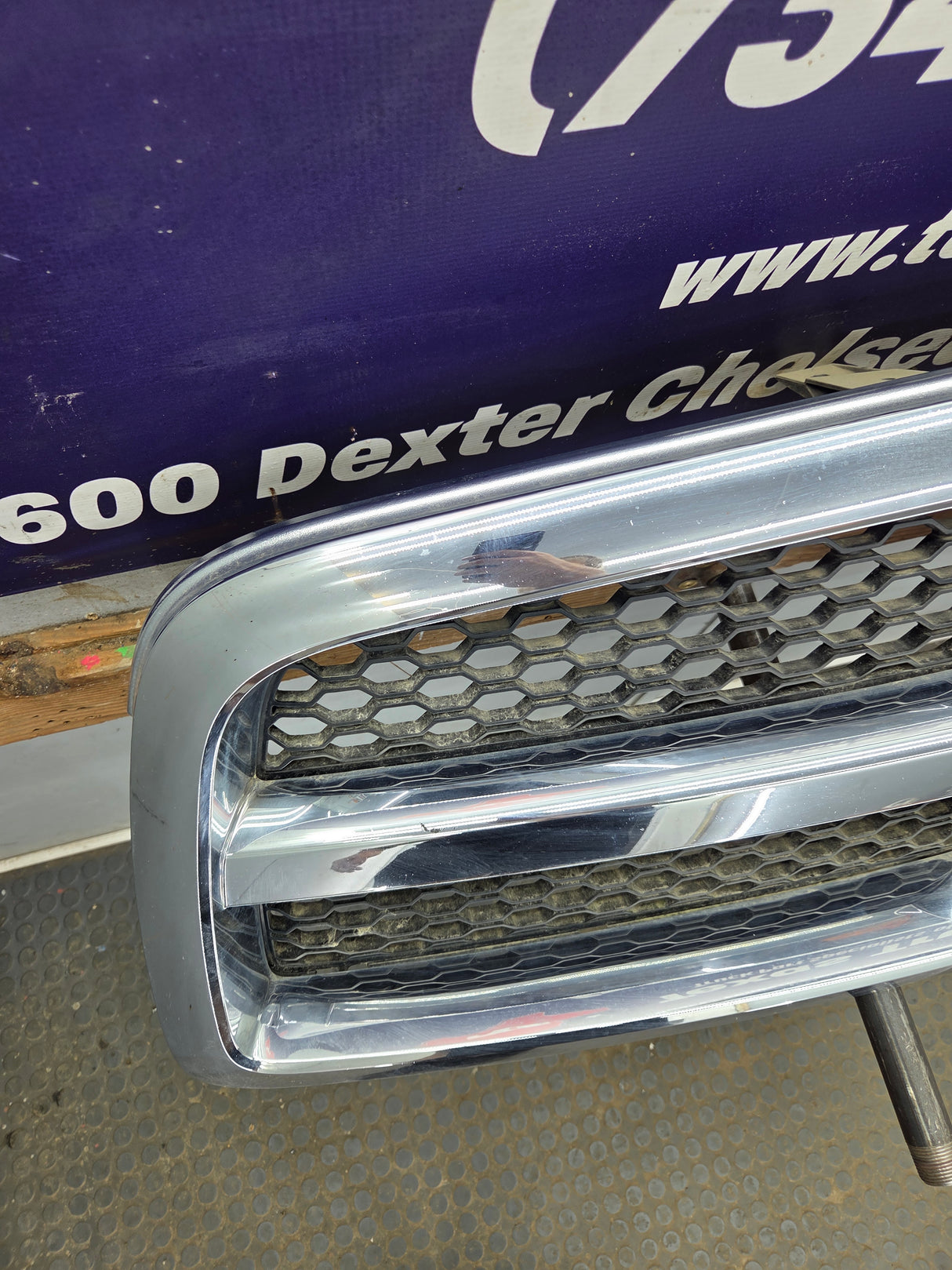 2009-2011 Dodge Ram 1500 Chrome Grill Surround