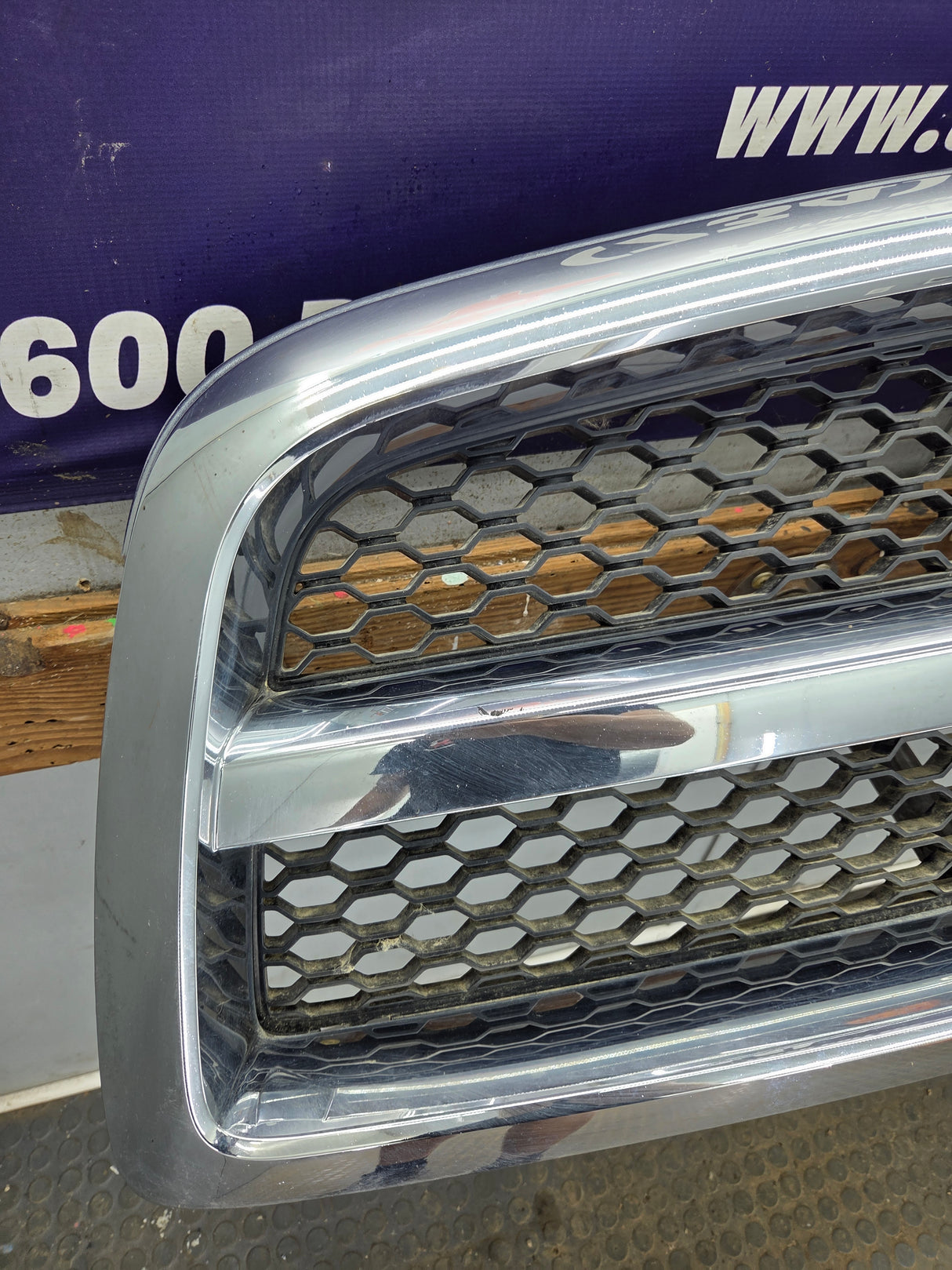 2009-2011 Dodge Ram 1500 Chrome Grill Surround