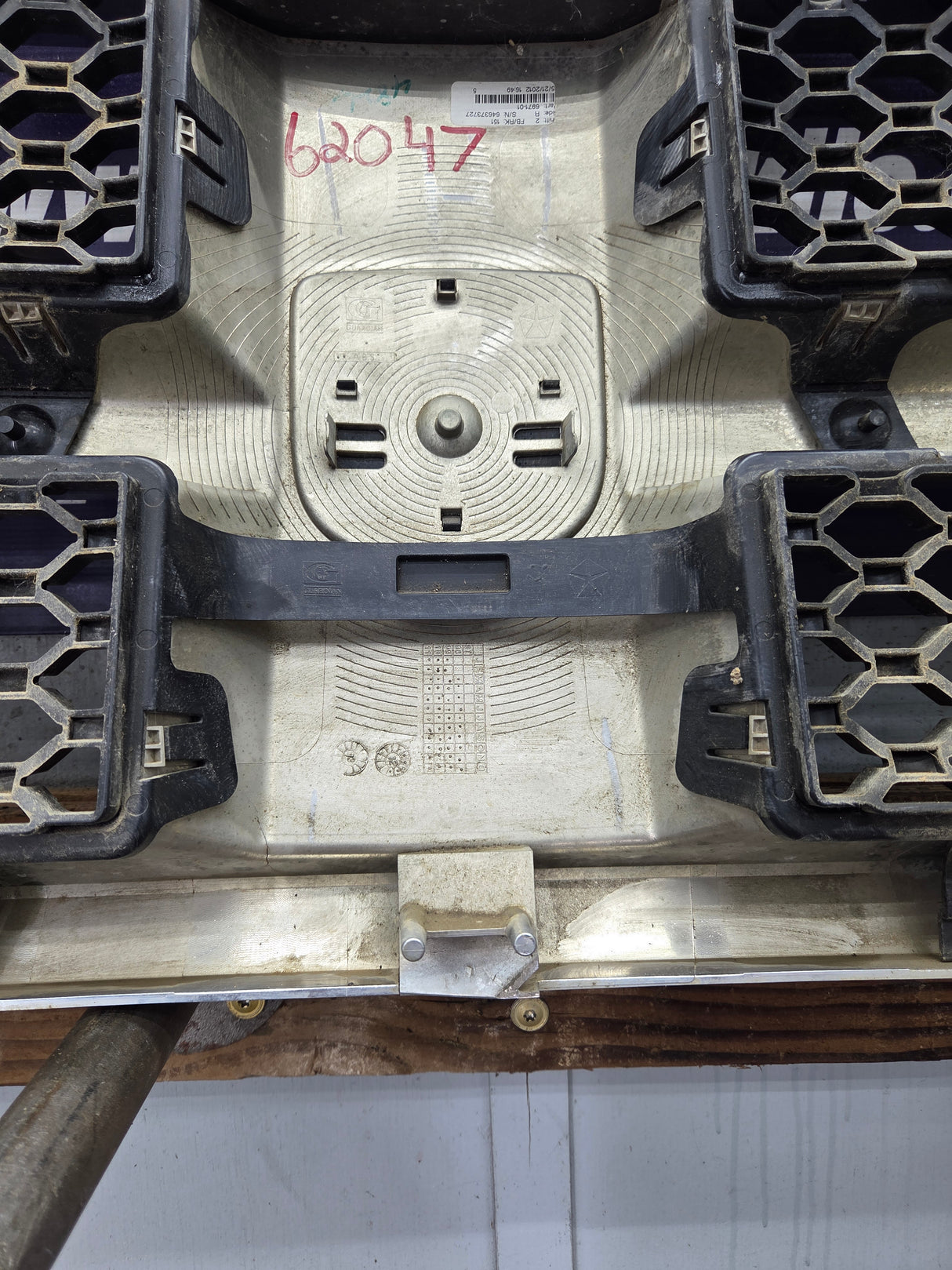 2009-2011 Dodge Ram 1500 Chrome Grill Surround