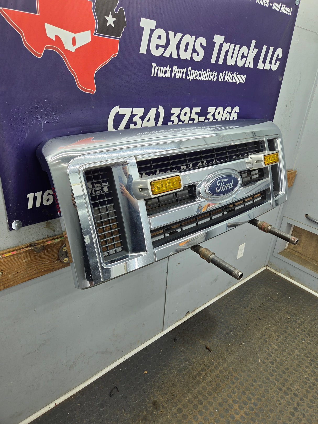 2008-2010 Ford Super Duty F250 F350 F450 F550 Chrome Grill Surround
