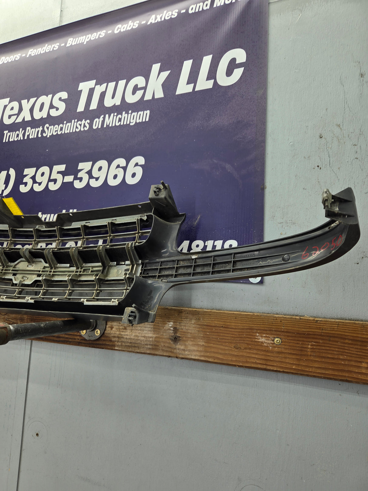 1999-2002 Chevrolet Silverado 1500 2500 3500 Grill OEM