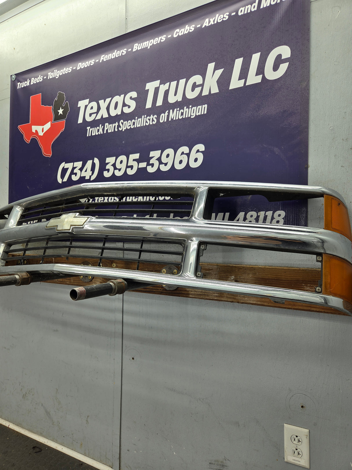 1994-1998 Chevrolet Silverado 1500 2500 3500 Grill OEM