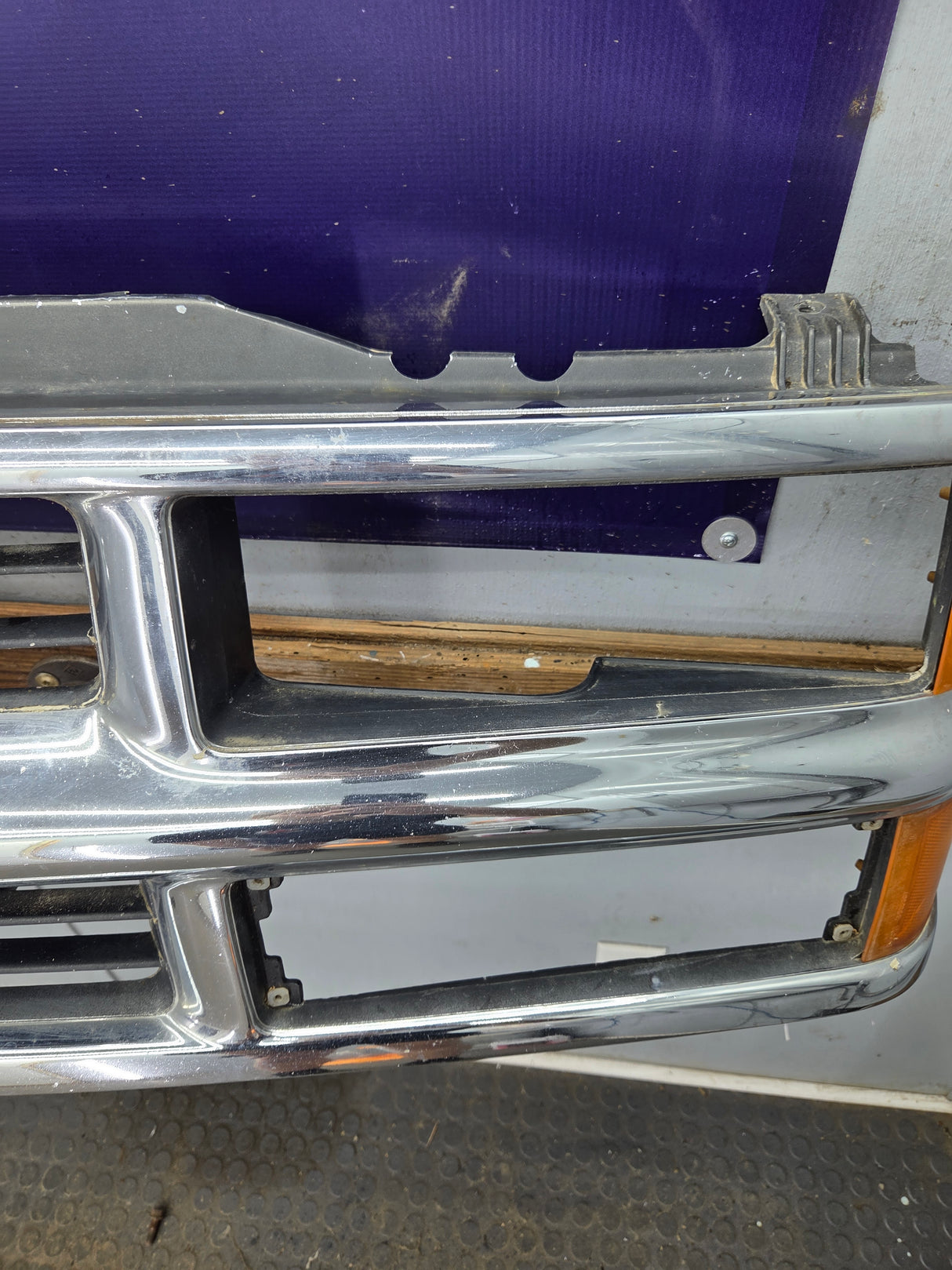 1994-1998 Chevrolet Silverado 1500 2500 3500 Grill OEM
