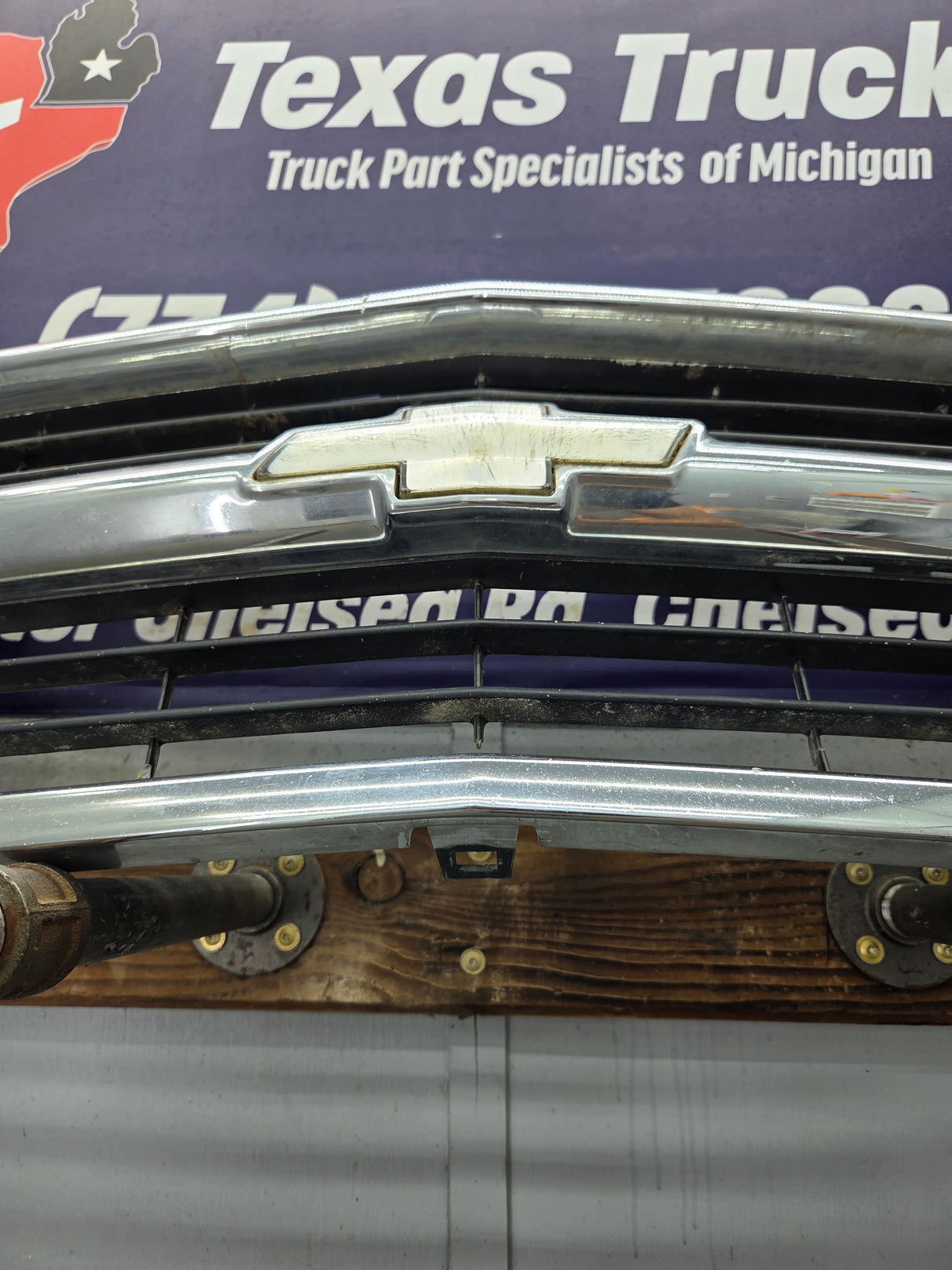 1994-1998 Chevrolet Silverado 1500 2500 3500 Grill OEM