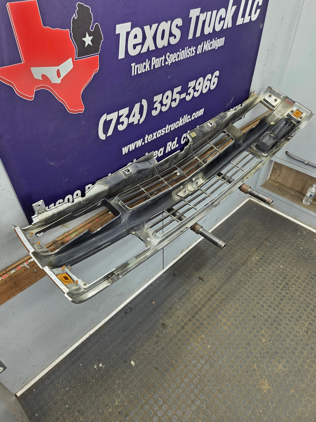 1994-1998 Chevrolet Silverado 1500 2500 3500 Grill OEM
