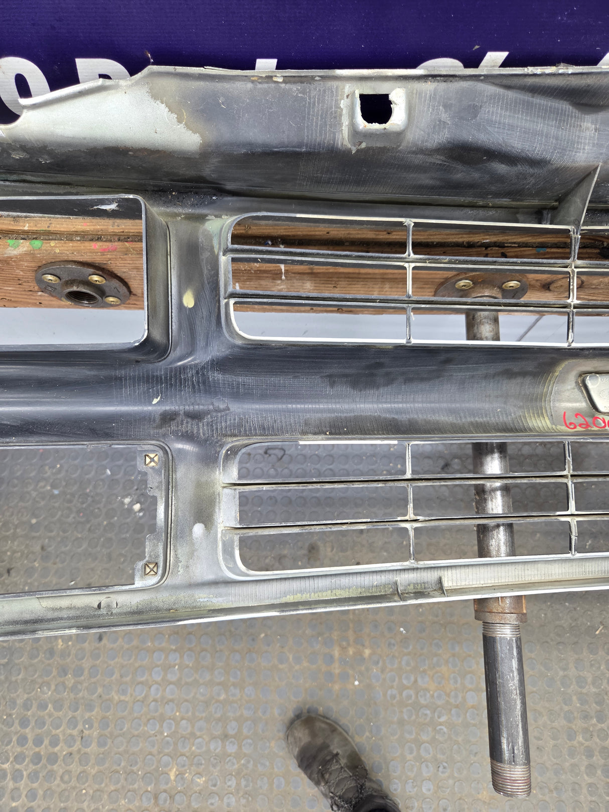 1994-1998 Chevrolet Silverado 1500 2500 3500 Grill OEM