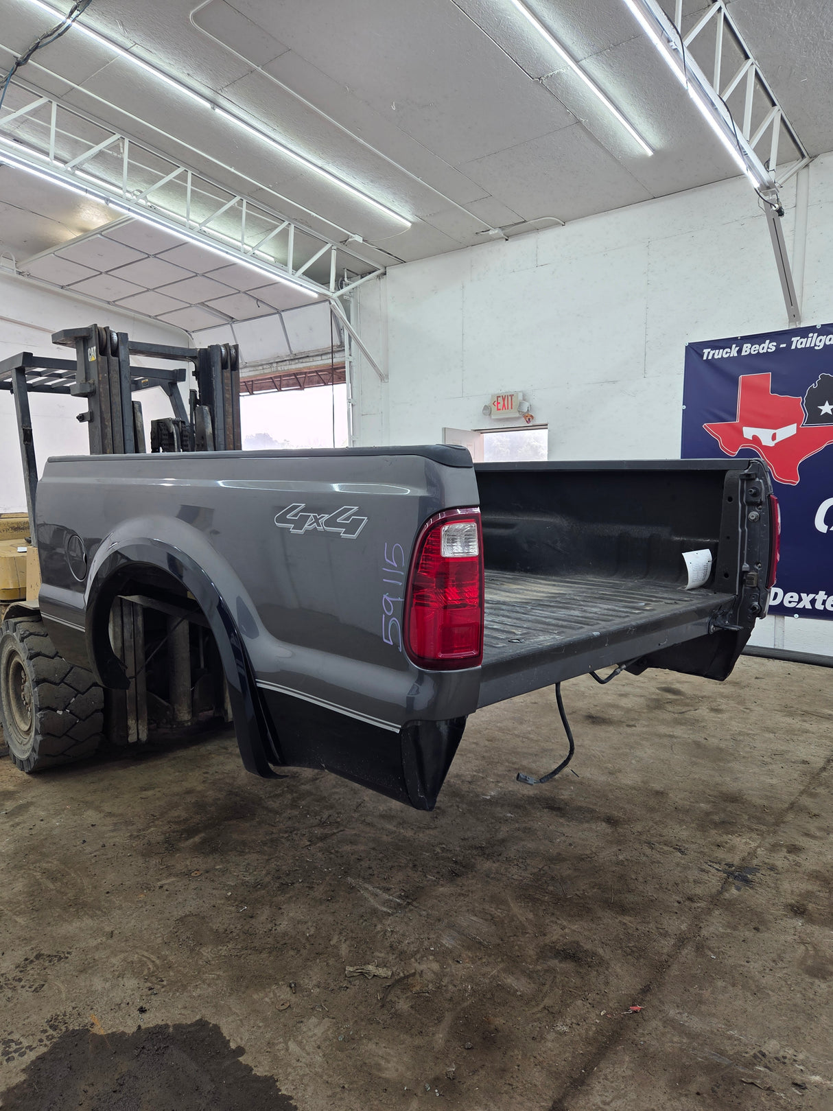 1999-2010 Ford Super Duty F250 F350 6' 9" Short Truck Bed