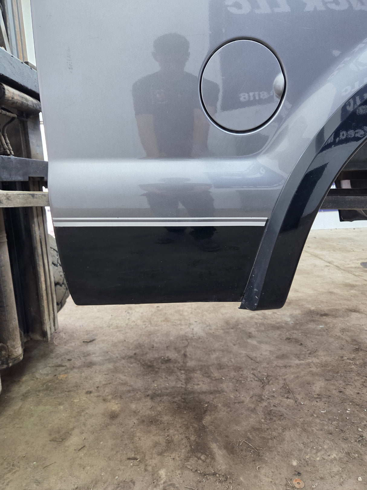 1999-2010 Ford Super Duty F250 F350 6' 9" Short Truck Bed