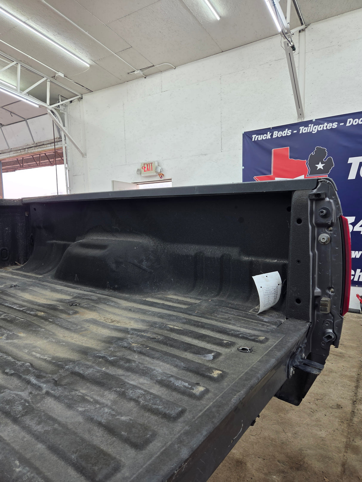 1999-2010 Ford Super Duty F250 F350 6' 9" Short Truck Bed