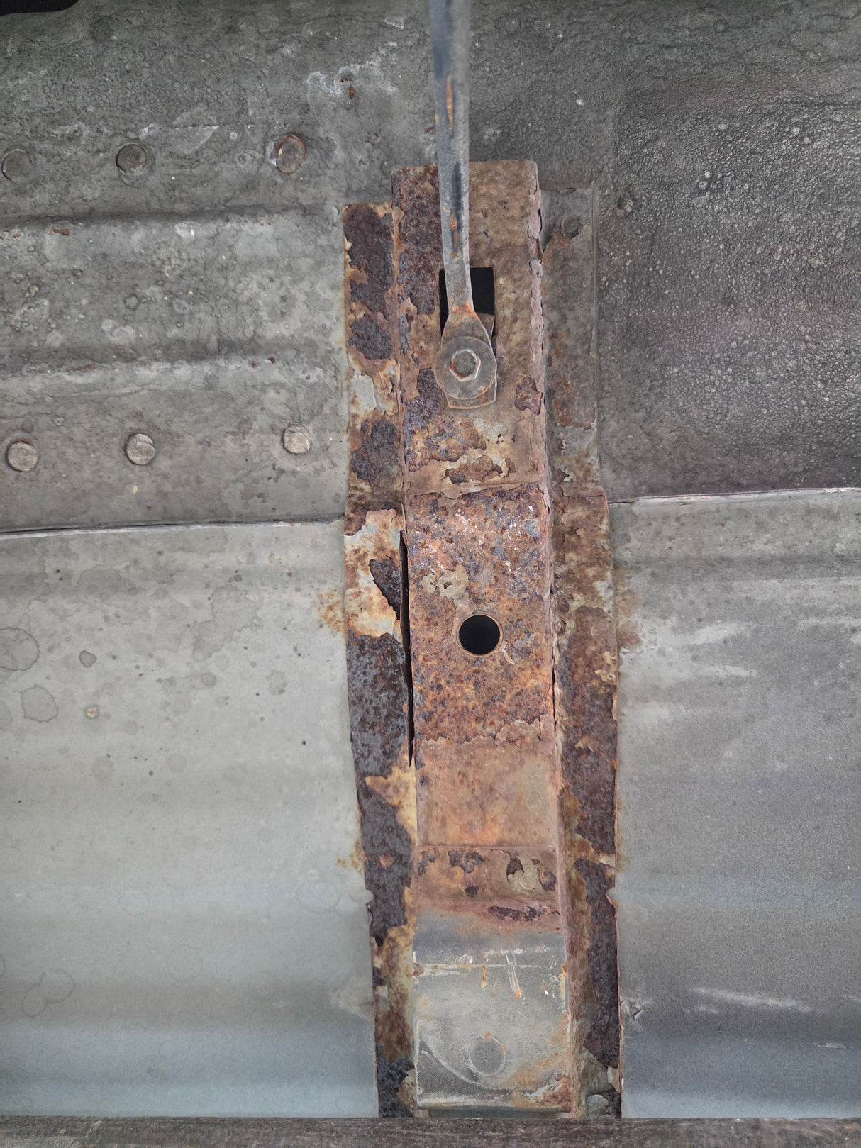 1999-2010 Ford Super Duty F250 F350 6' 9" Short Truck Bed