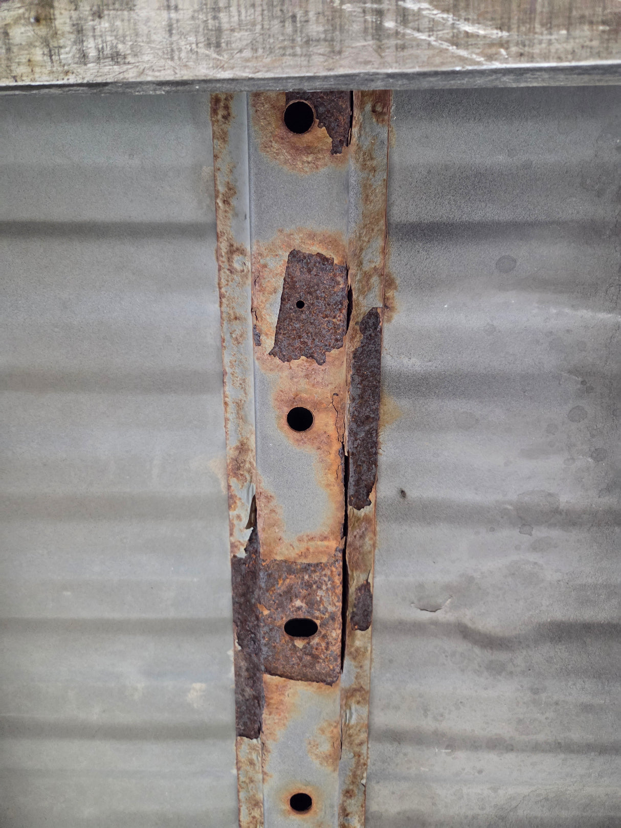1999-2010 Ford Super Duty F250 F350 6' 9" Short Truck Bed