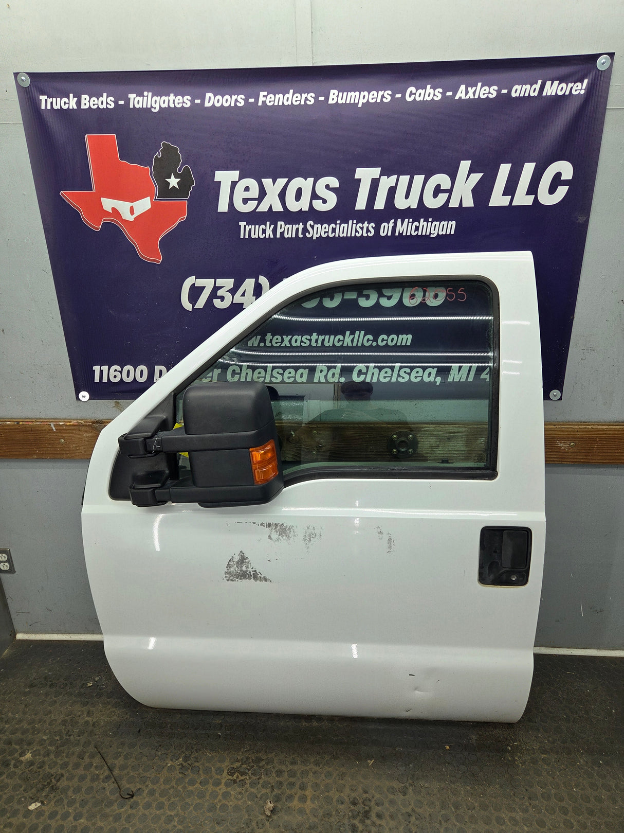 2012-2016 Ford Super Duty LH Driver Side Front Door F250 F350 F450 F550