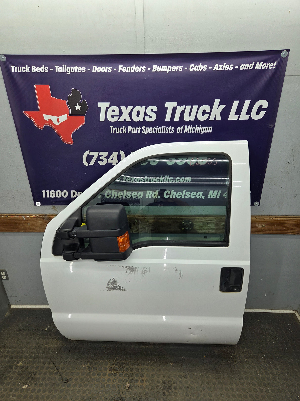 2012-2016 Ford Super Duty LH Driver Side Front Door F250 F350 F450 F550