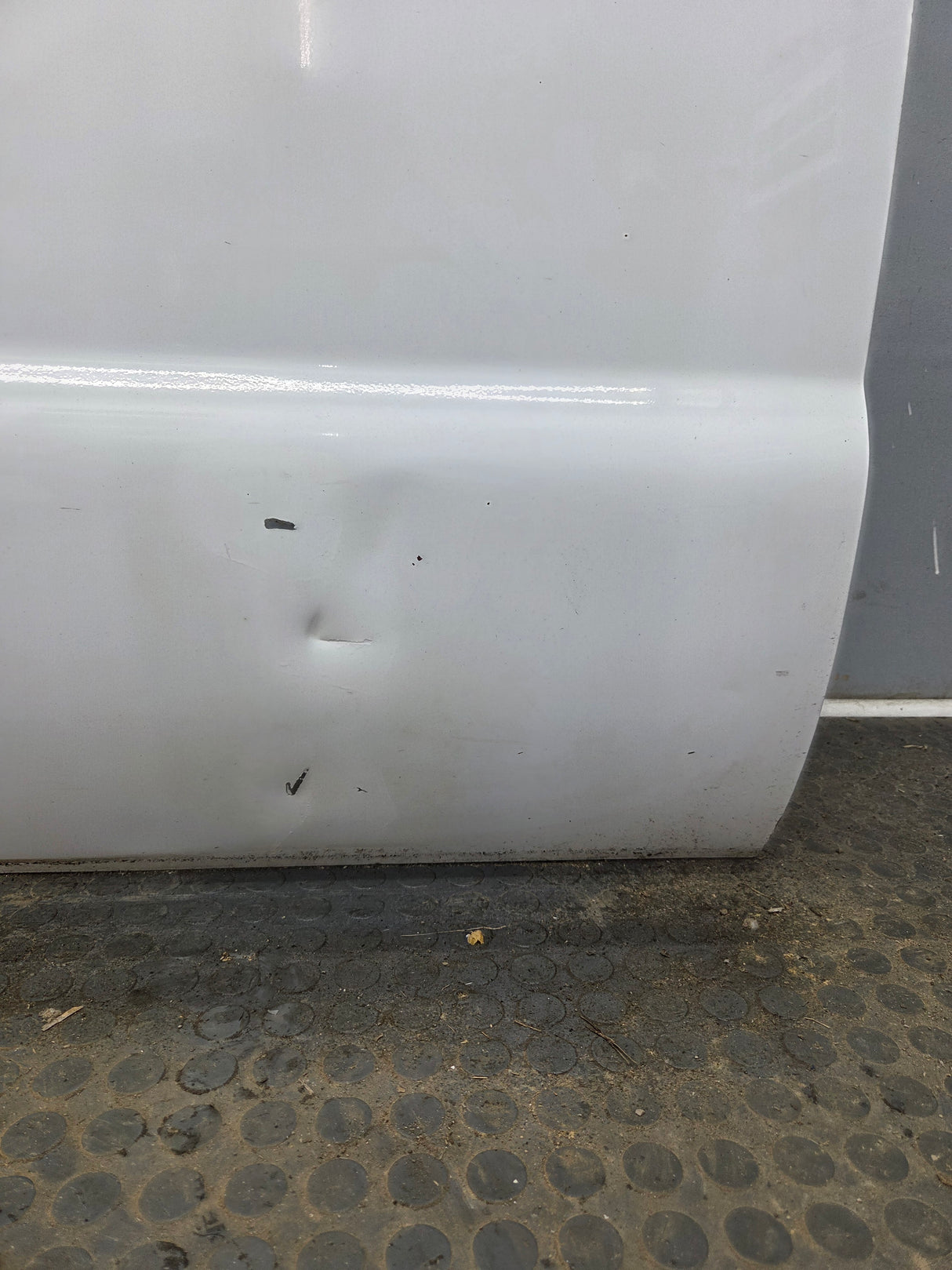 2012-2016 Ford Super Duty LH Driver Side Front Door F250 F350 F450 F550