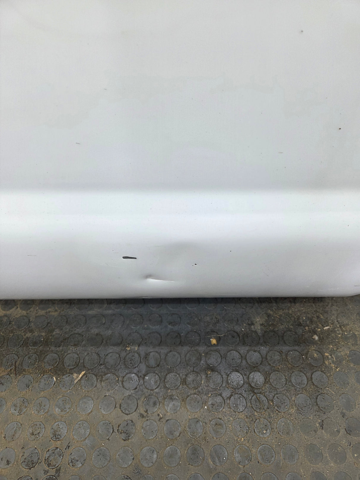 2012-2016 Ford Super Duty LH Driver Side Front Door F250 F350 F450 F550