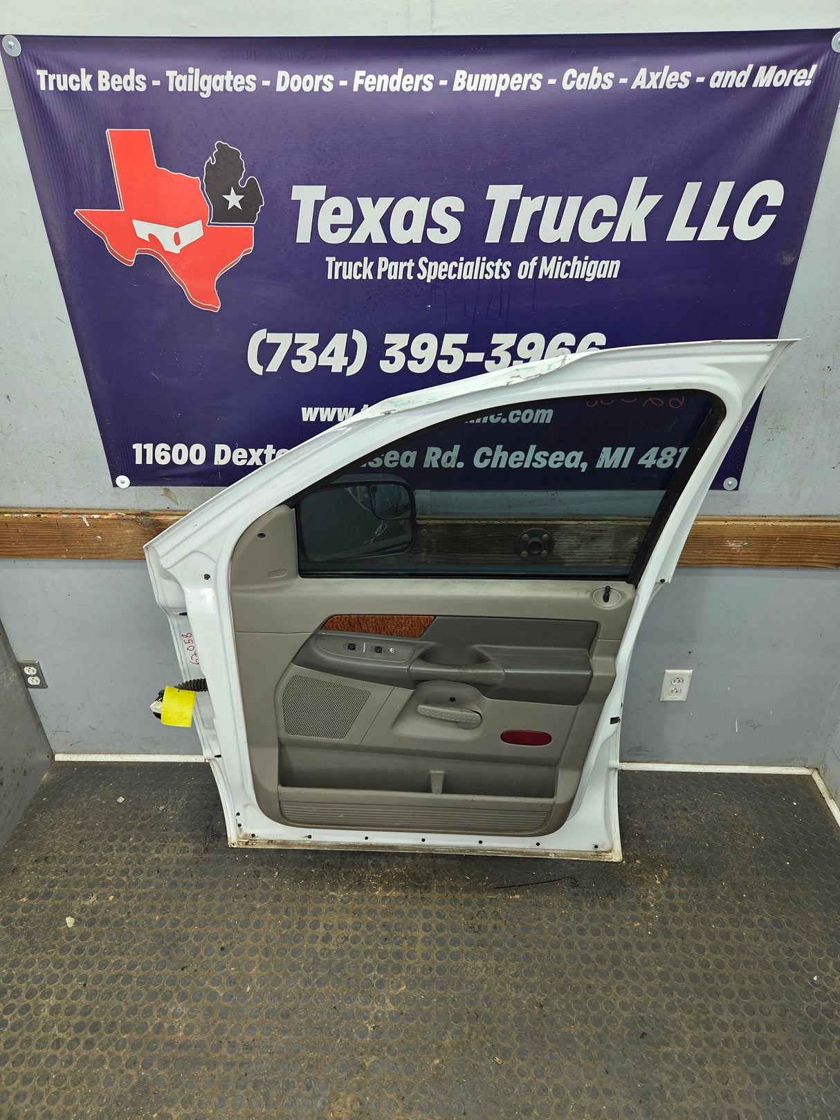 2003-2008 Dodge Ram 3rd Gen Passenger Side Front Quad Cab Crew Cab Door 1500 2500 3500 4500 5500