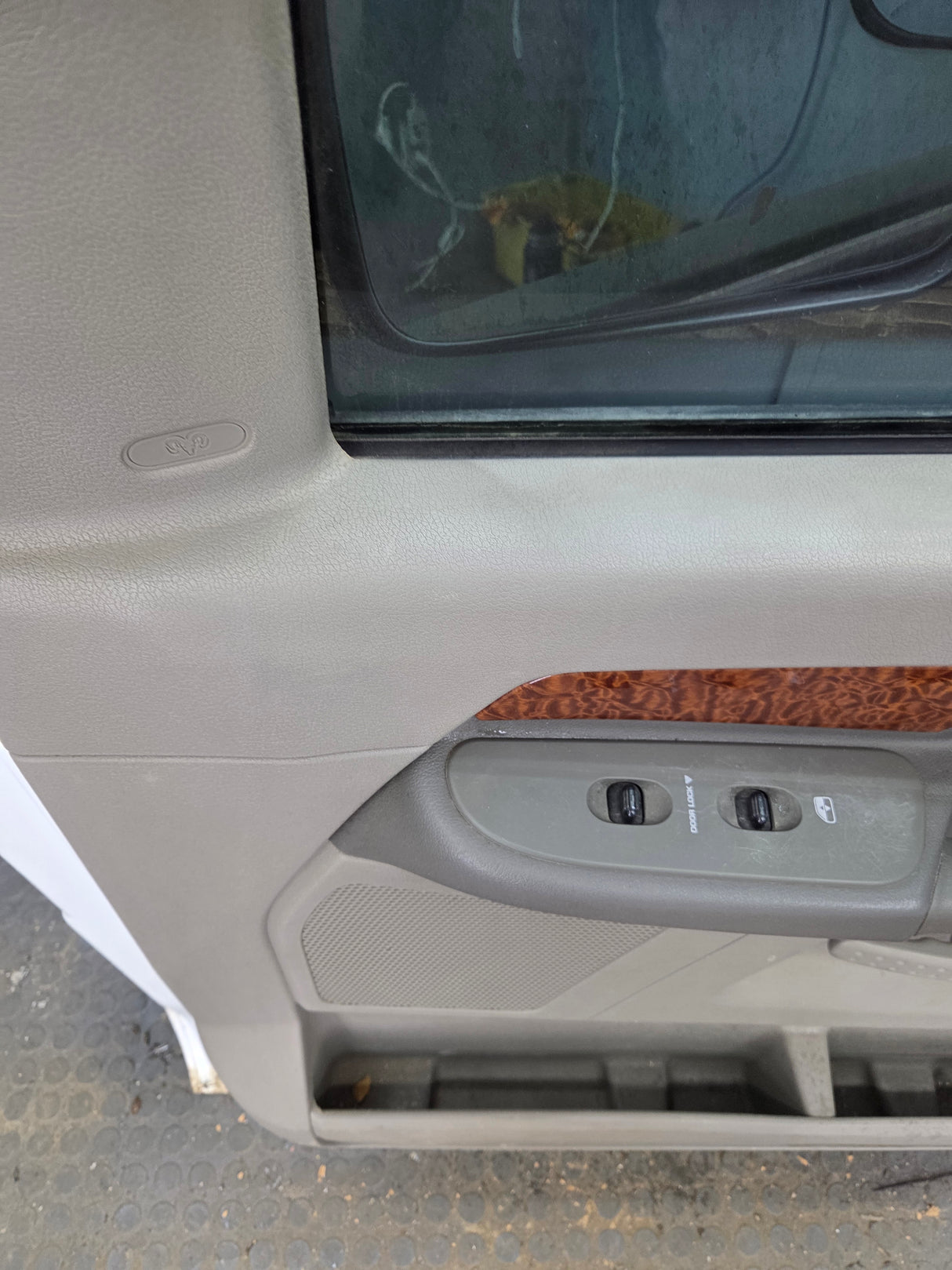 2003-2008 Dodge Ram 3rd Gen Passenger Side Front Quad Cab Crew Cab Door 1500 2500 3500 4500 5500