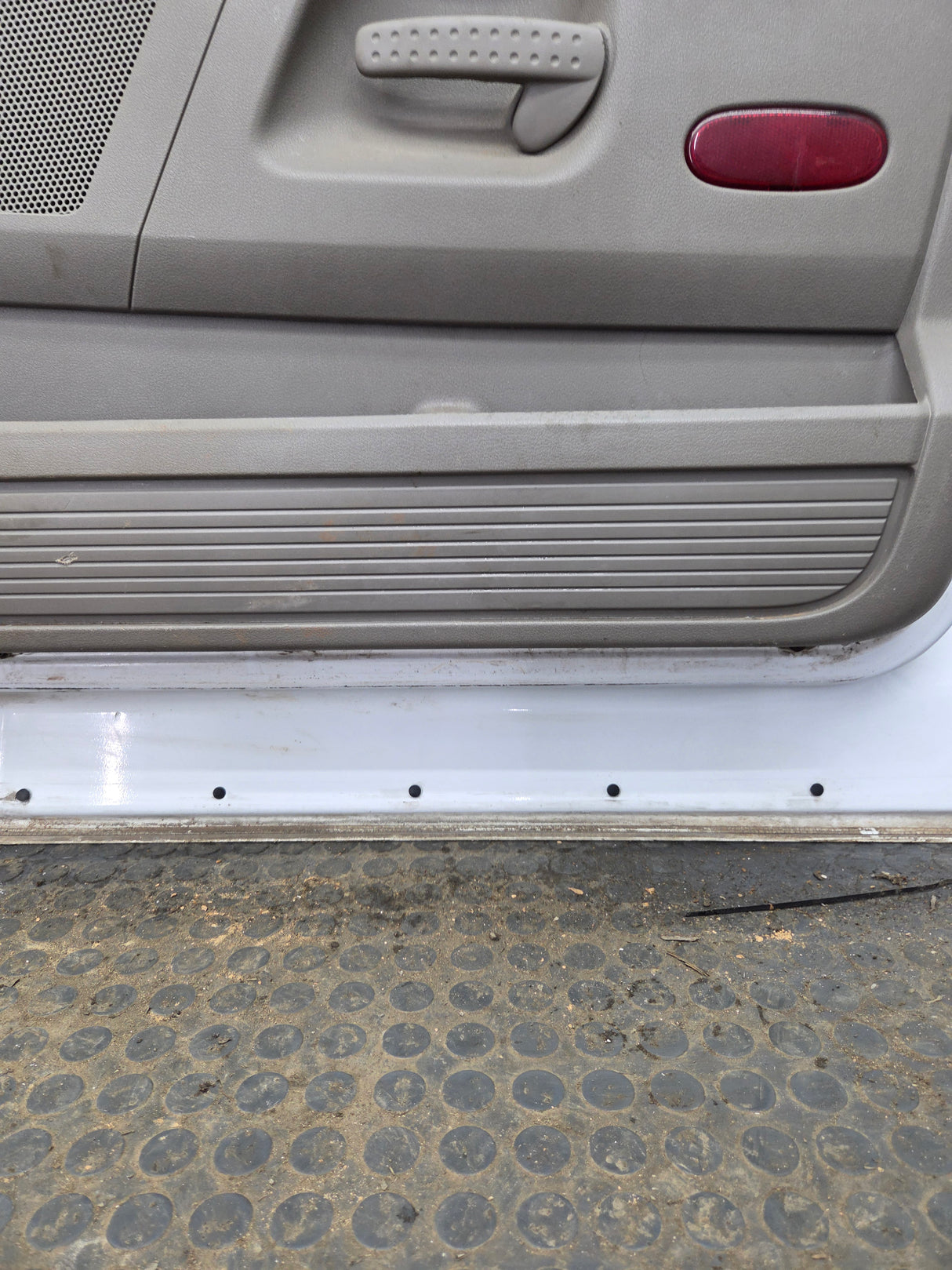 2003-2008 Dodge Ram 3rd Gen Passenger Side Front Quad Cab Crew Cab Door 1500 2500 3500 4500 5500